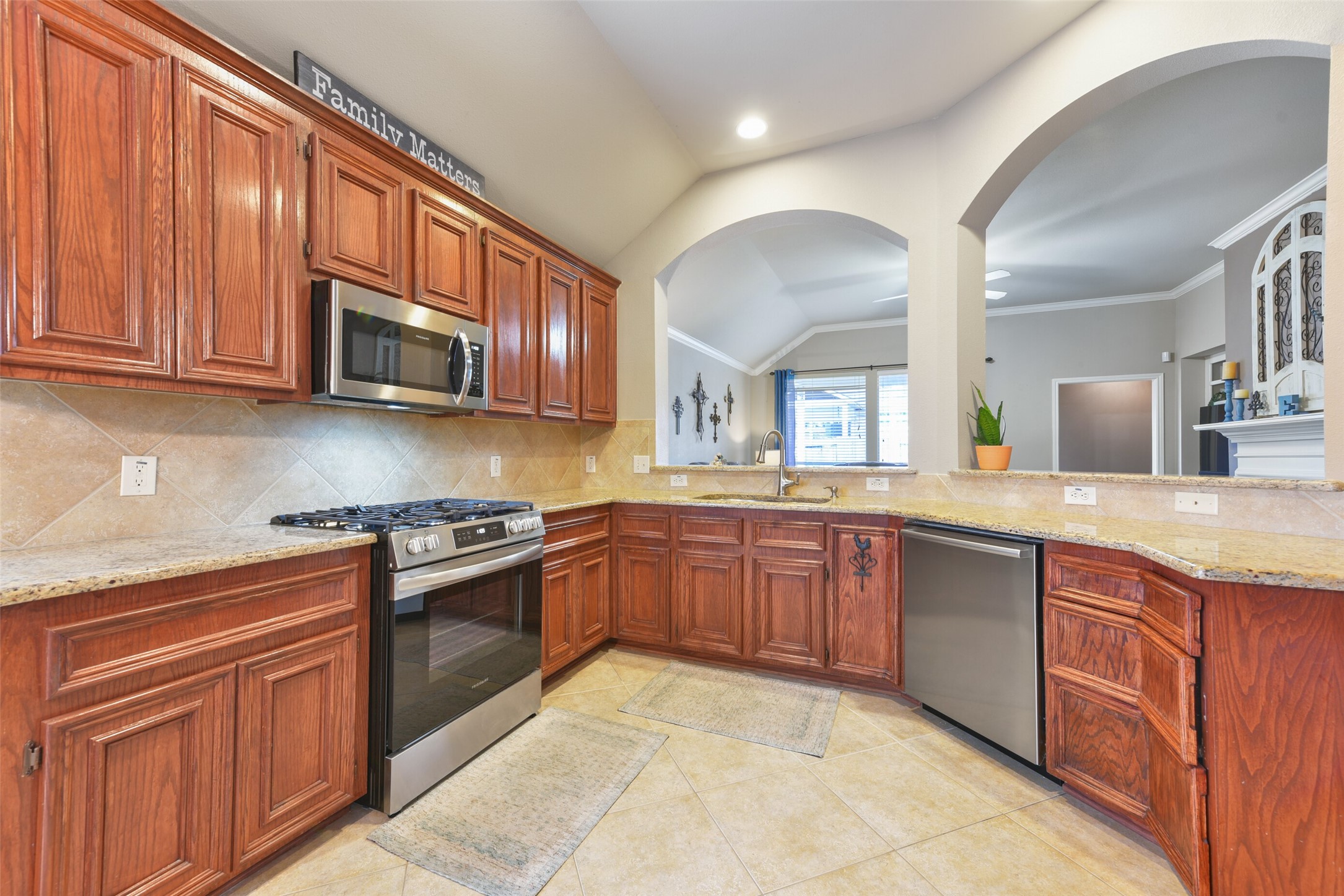 2522 Pepperidge Drive Property Photo 10