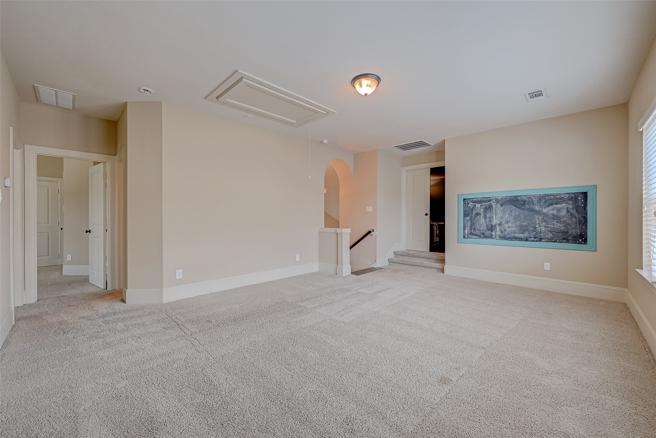 10323 Hatcher Drive Property Photo 35