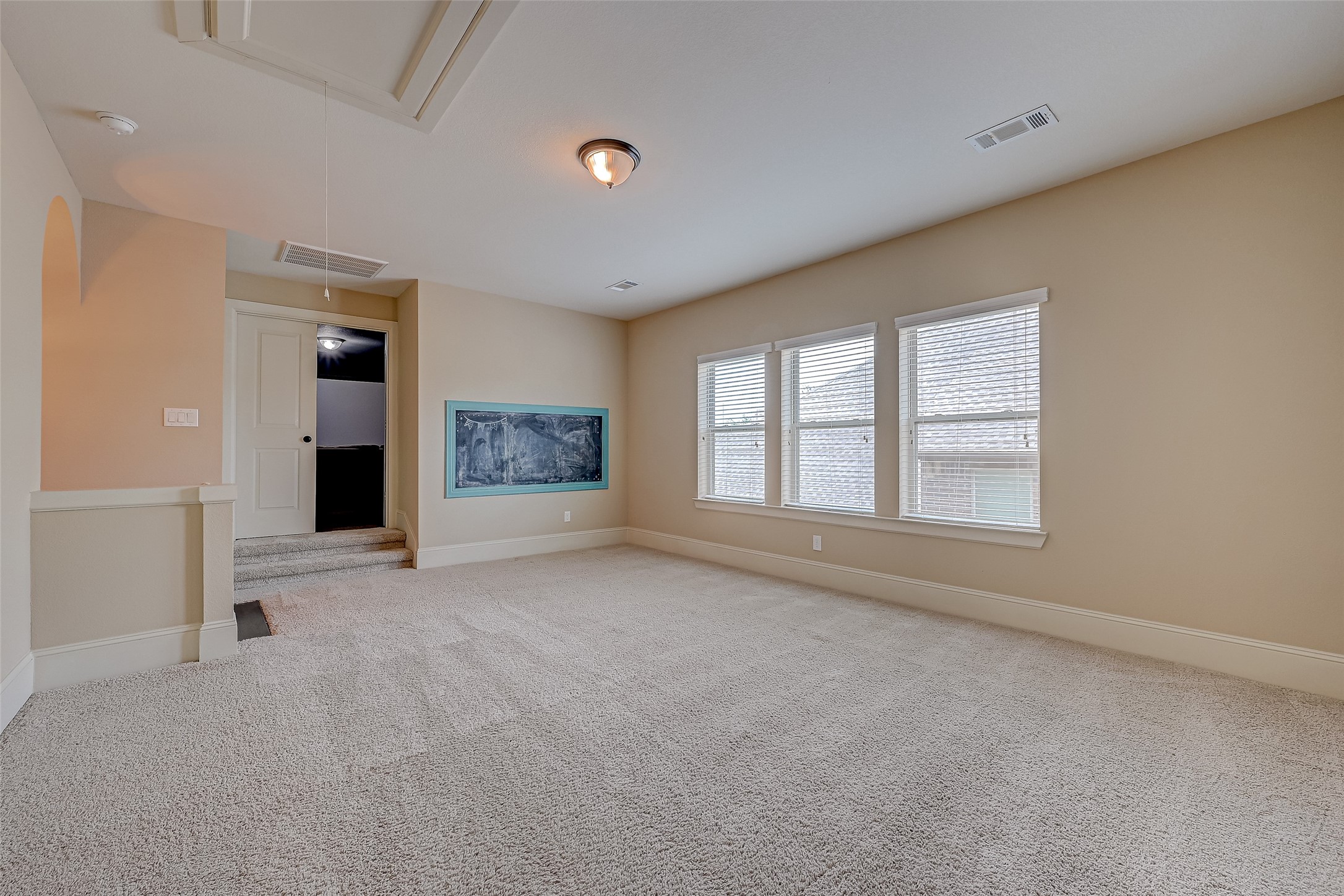 10323 Hatcher Drive Property Photo 36