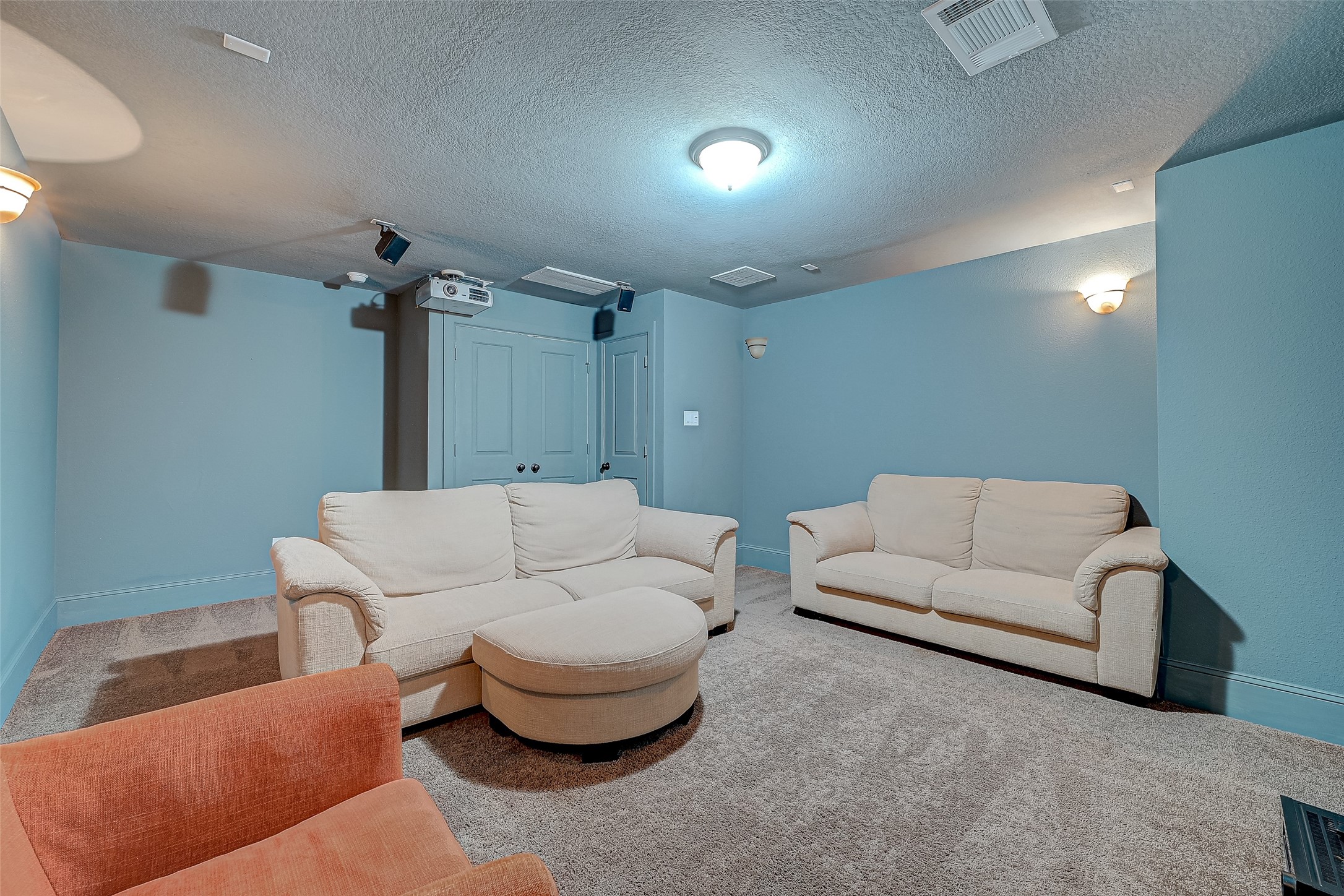 10323 Hatcher Drive Property Photo 39