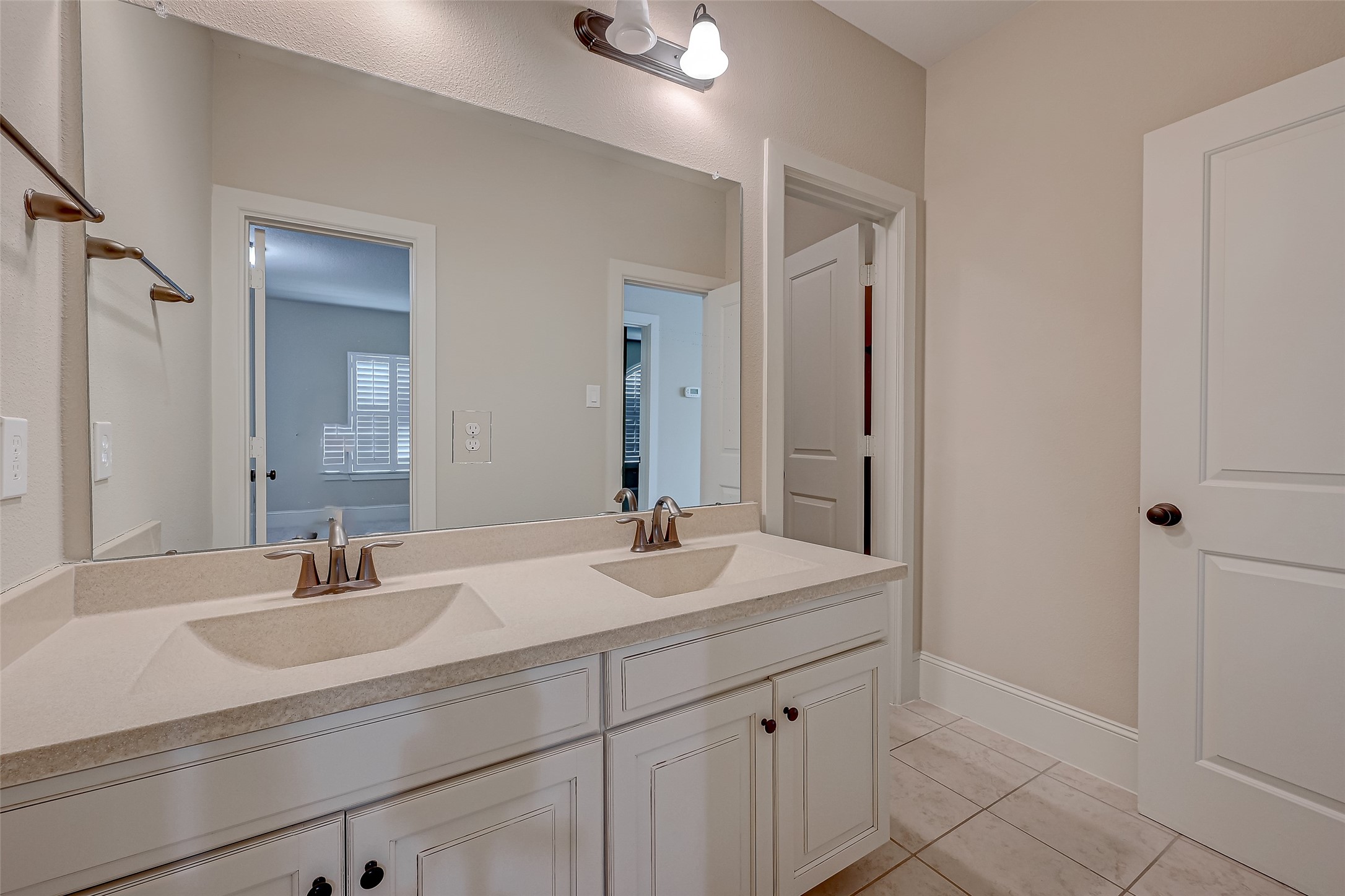 10323 Hatcher Drive Property Photo 42