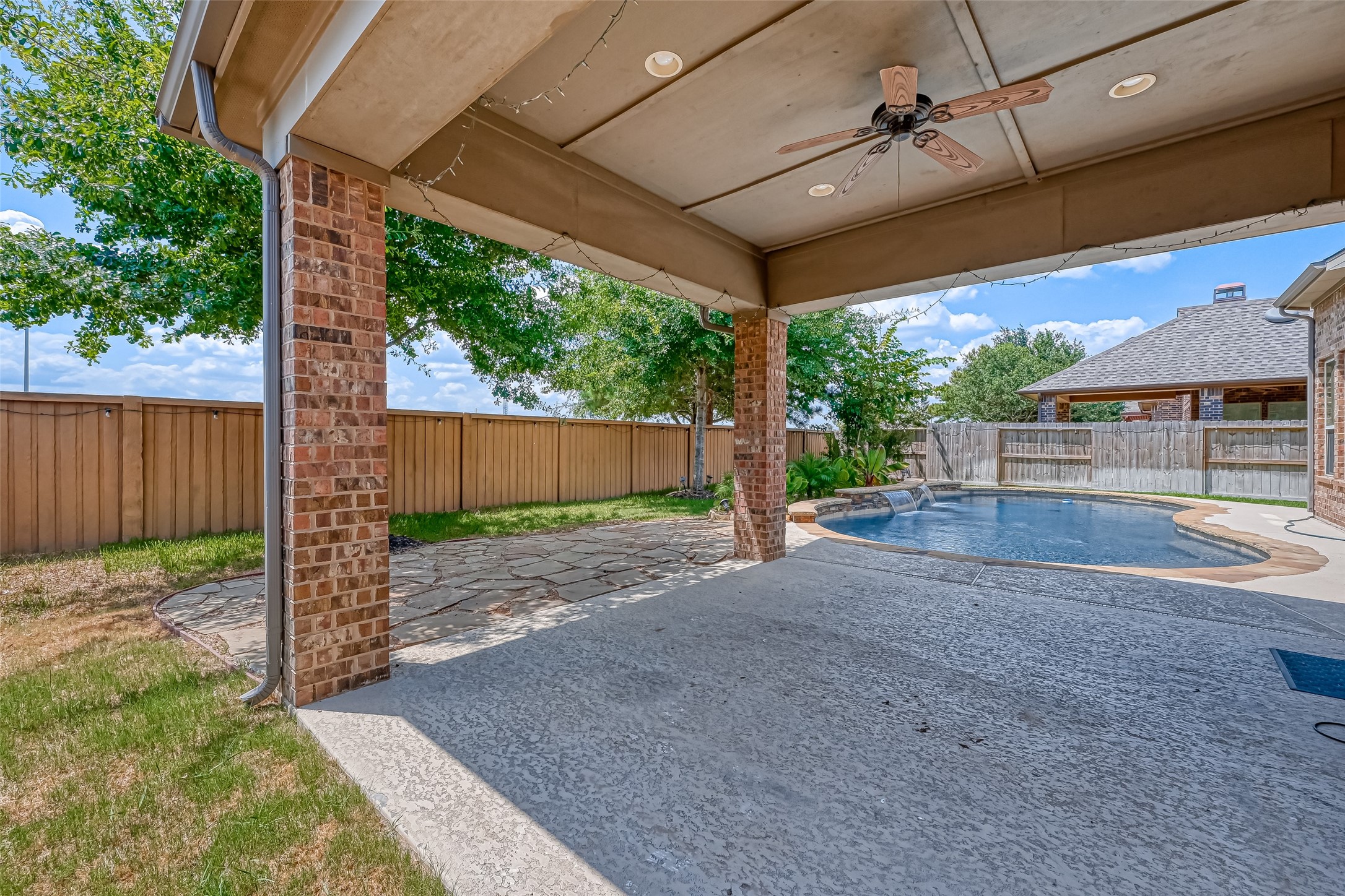 10323 Hatcher Drive Property Photo 47