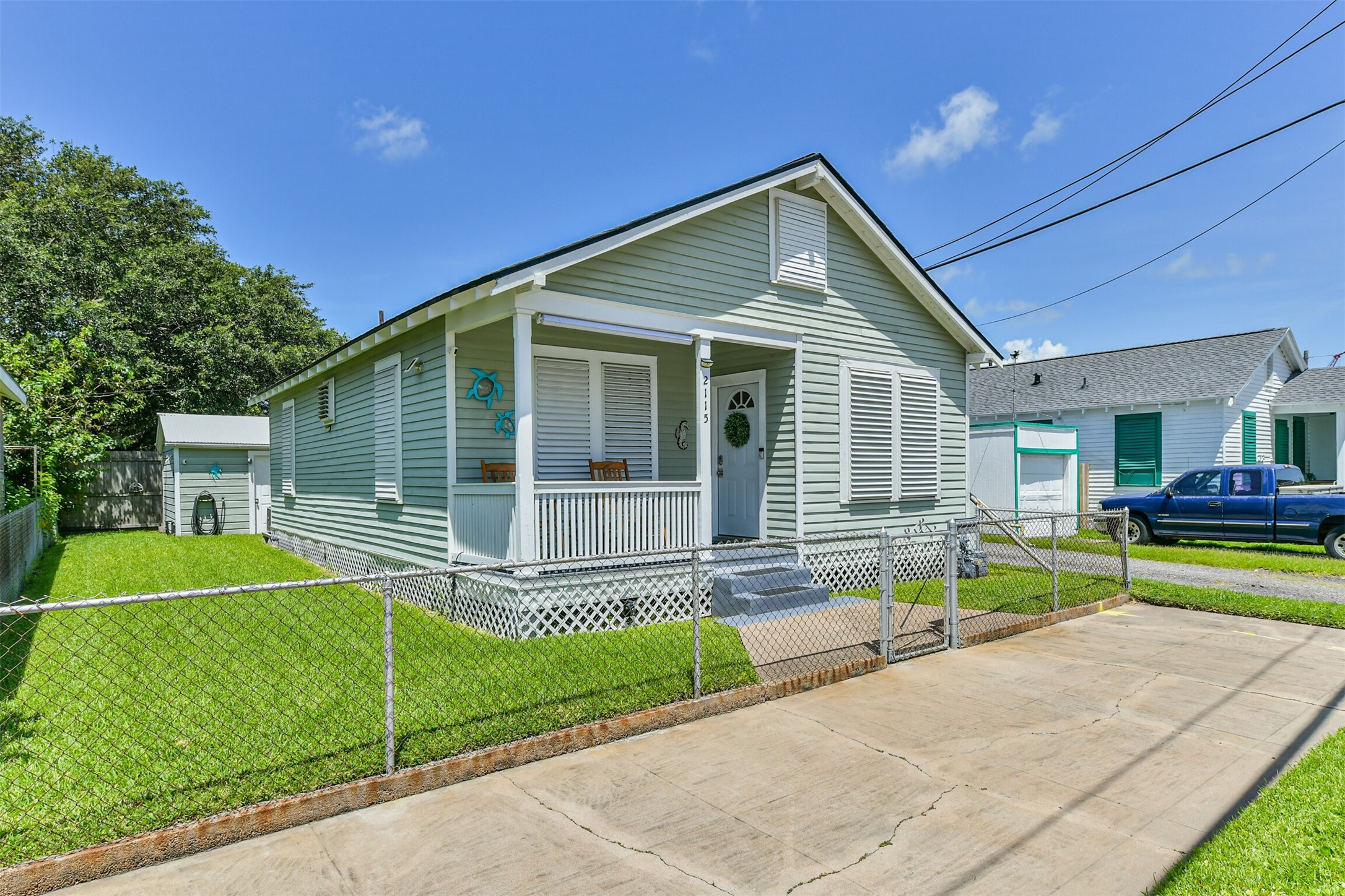 2115 Jack Johnson Boulevard Property Photo 1
