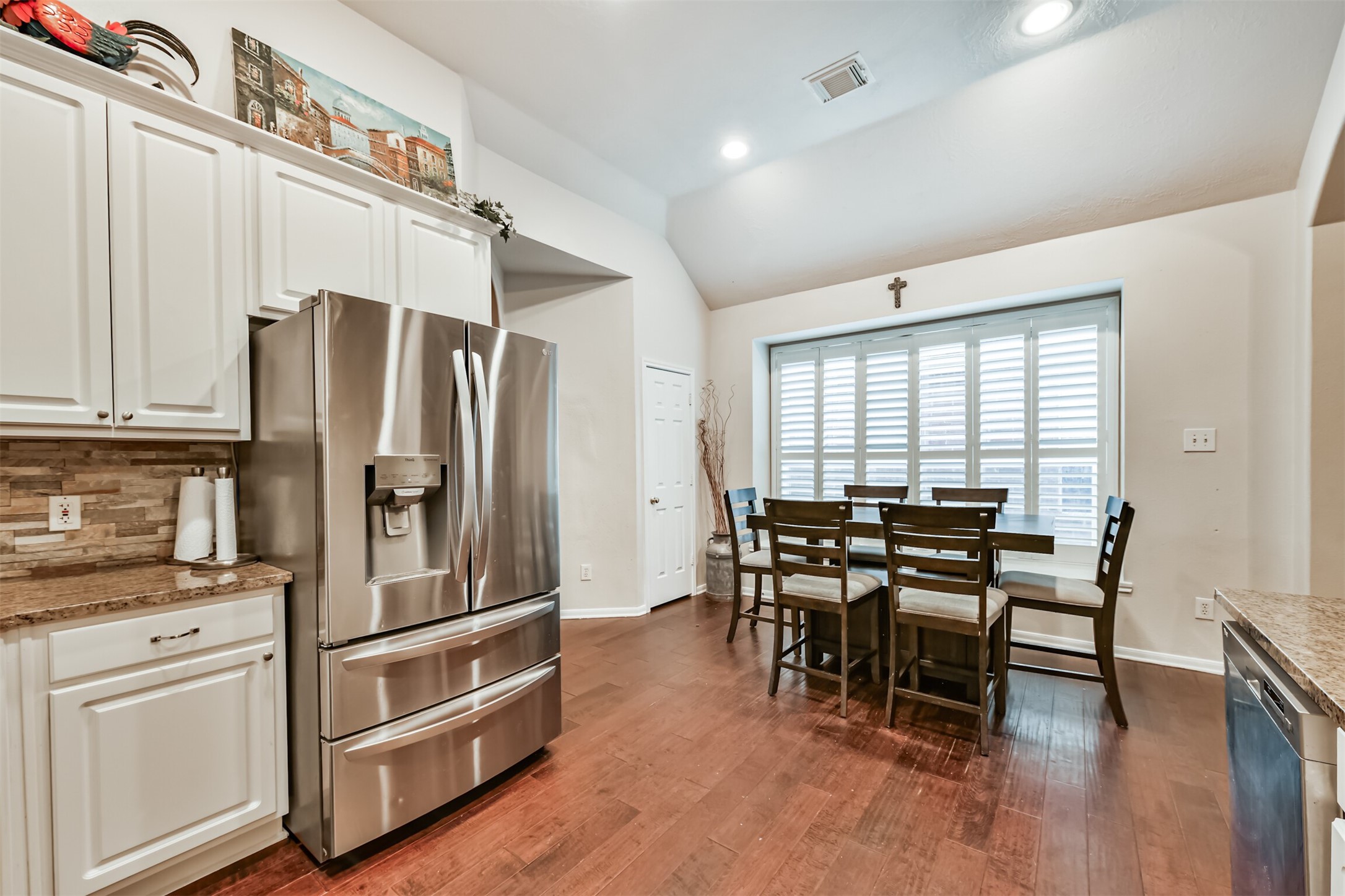 1122 Sussex Trail Property Photo 12