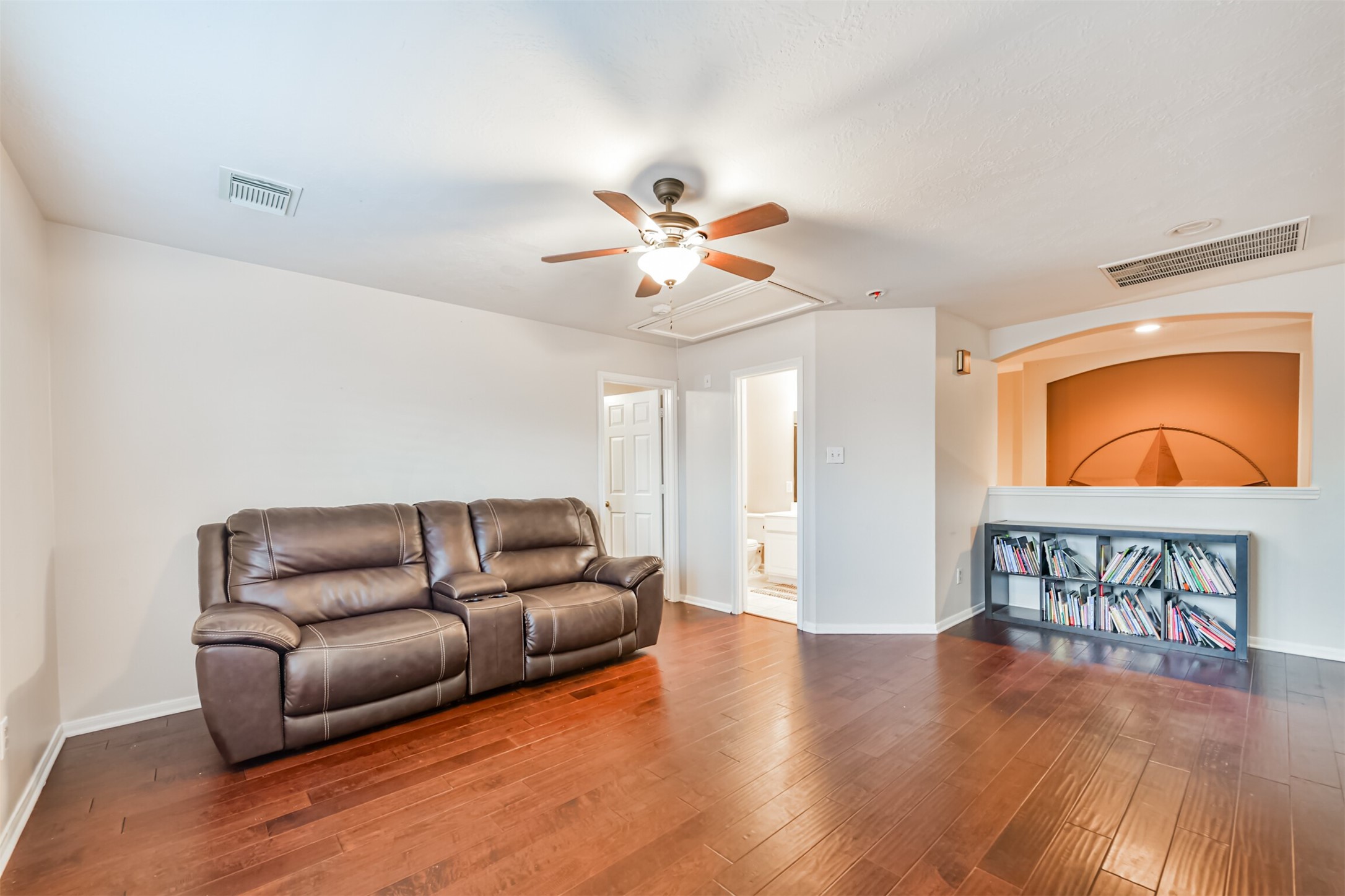 1122 Sussex Trail Property Photo 23
