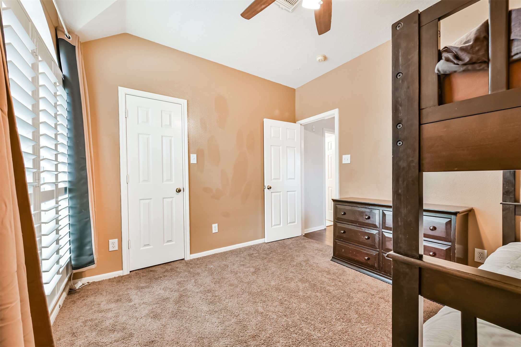 1122 Sussex Trail Property Photo 27