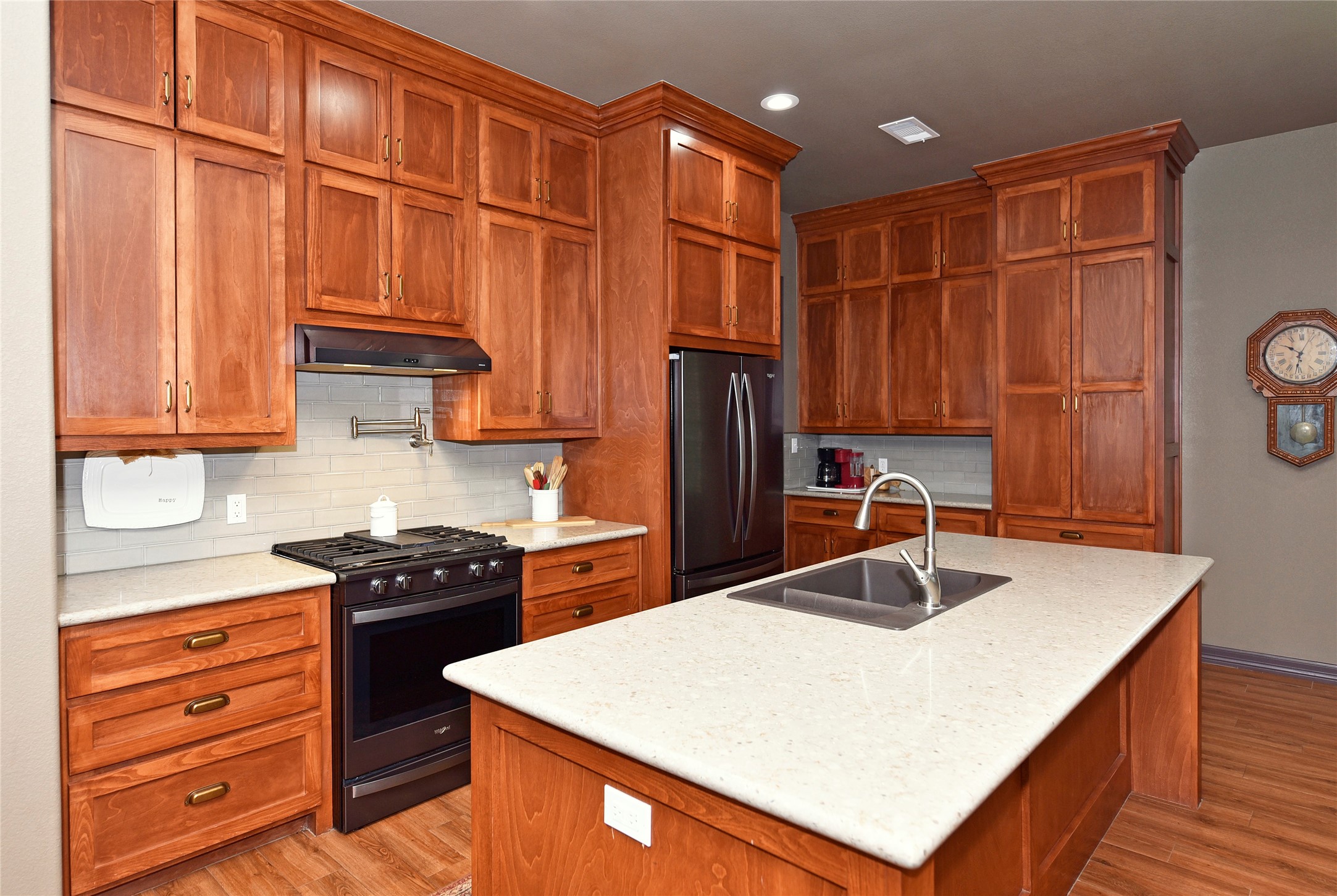 14323 Buffalo Street Property Photo 19