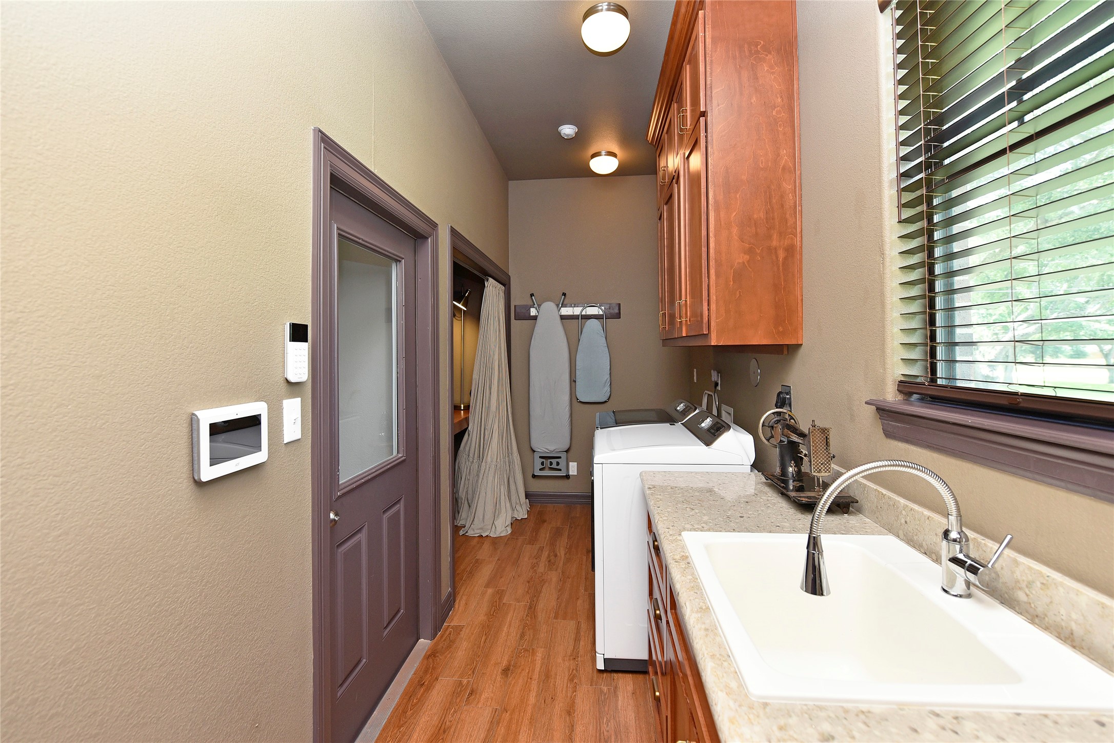 14323 Buffalo Street Property Photo 24
