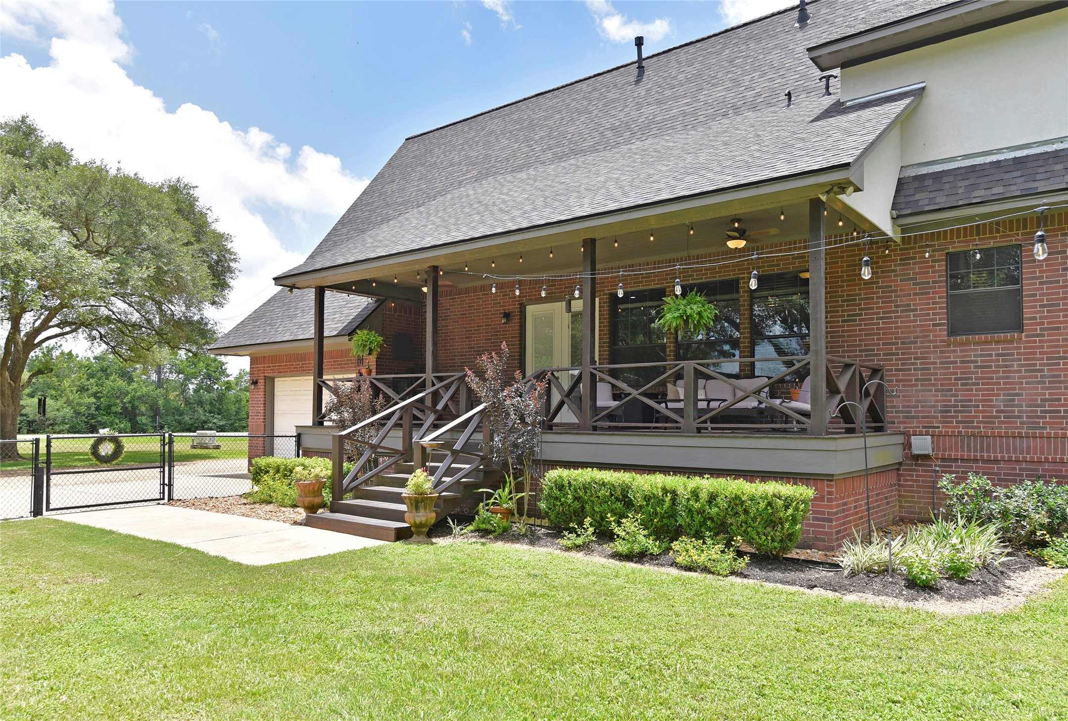 14323 Buffalo Street Property Photo 45