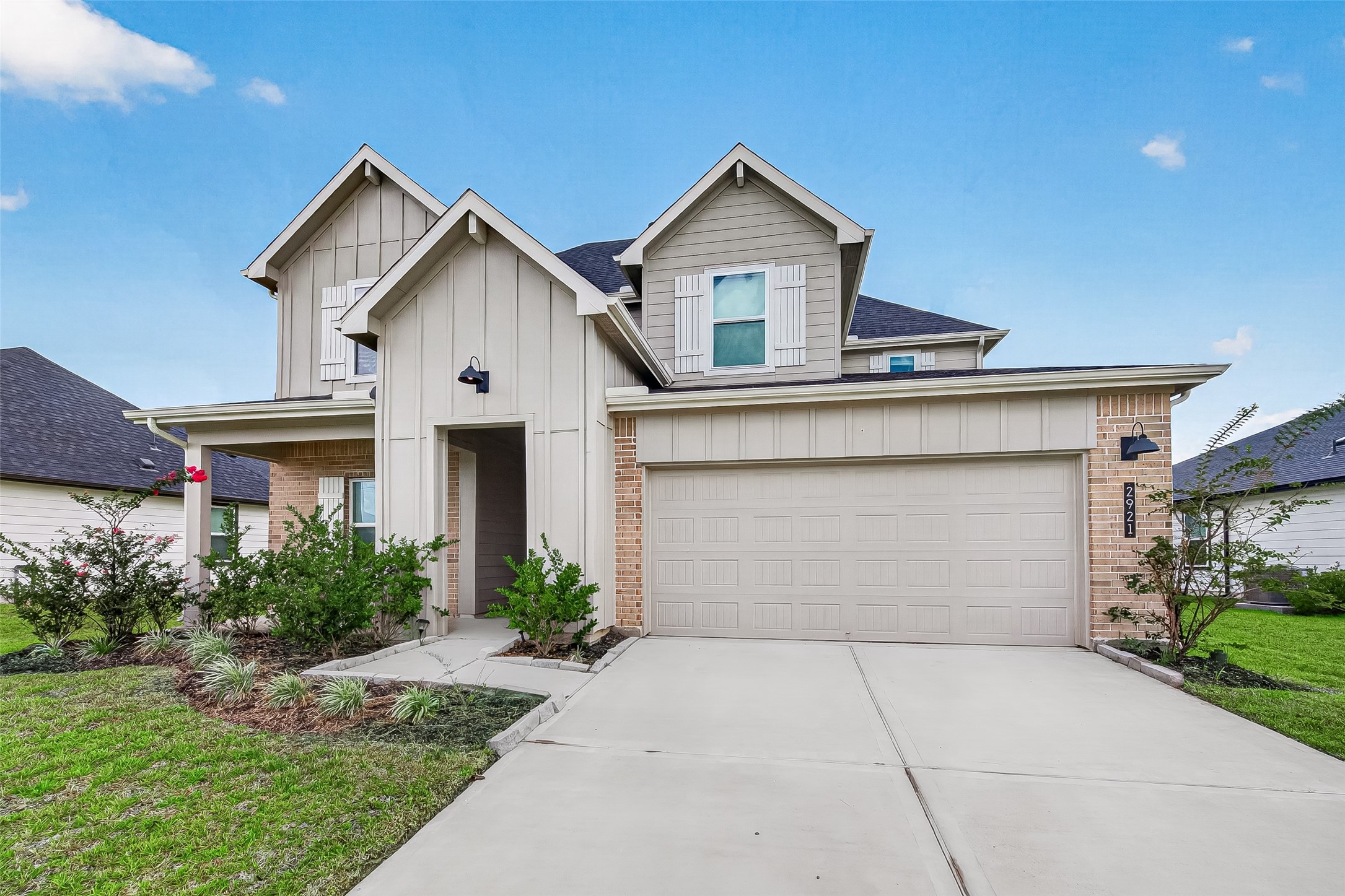 2921 Willow Gulch Way Property Photo 2