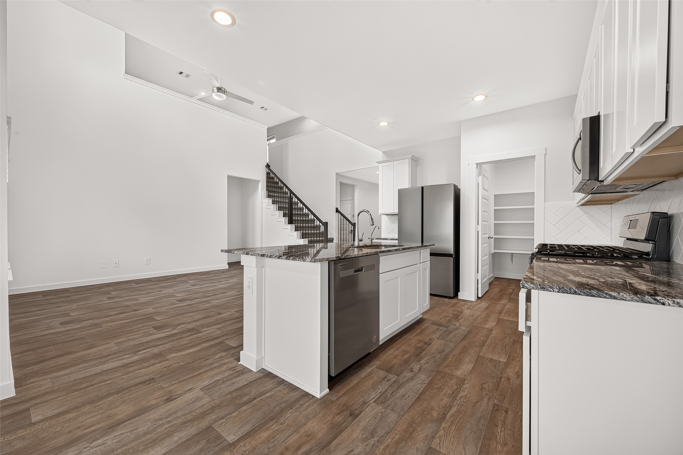 2921 Willow Gulch Way Property Photo 14
