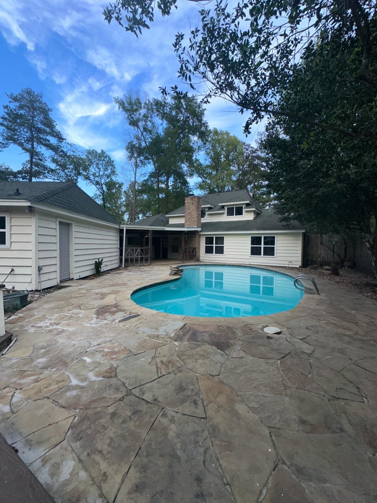 537 Natchez Park Property Photo 18