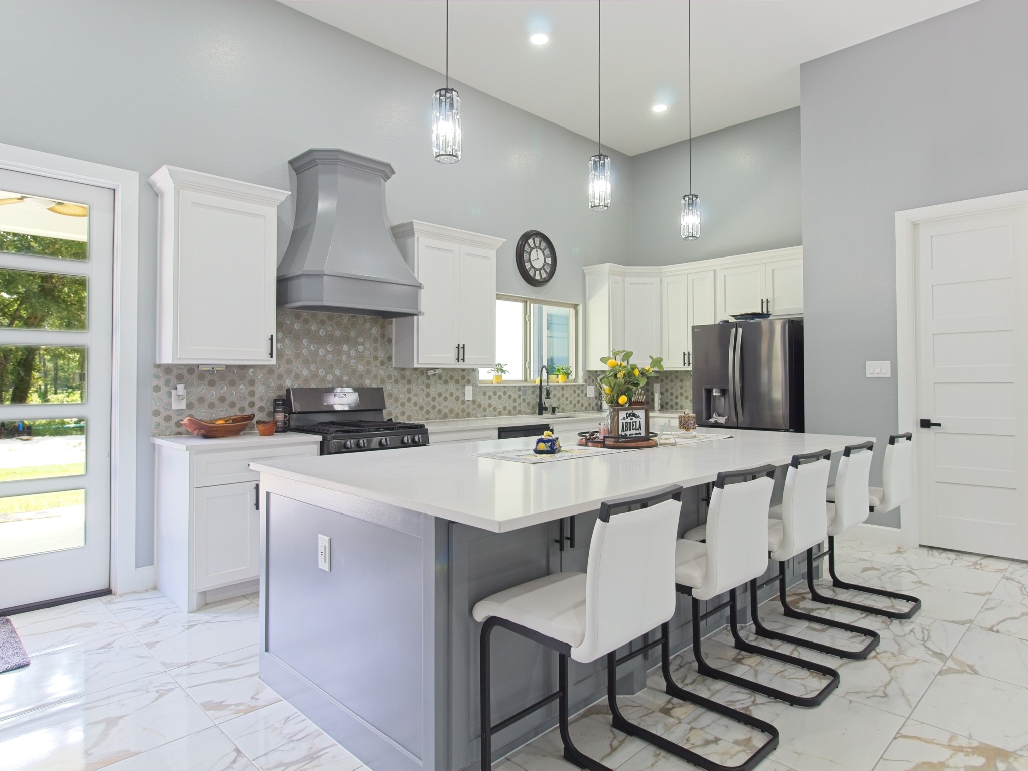 26898 Forest Hills Lane Property Photo 7