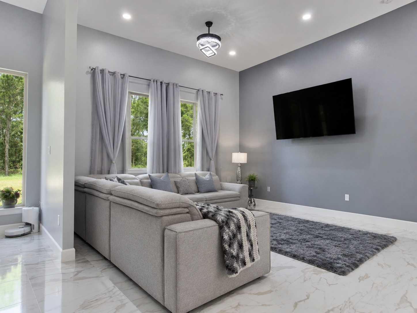 26898 Forest Hills Lane Property Photo 10
