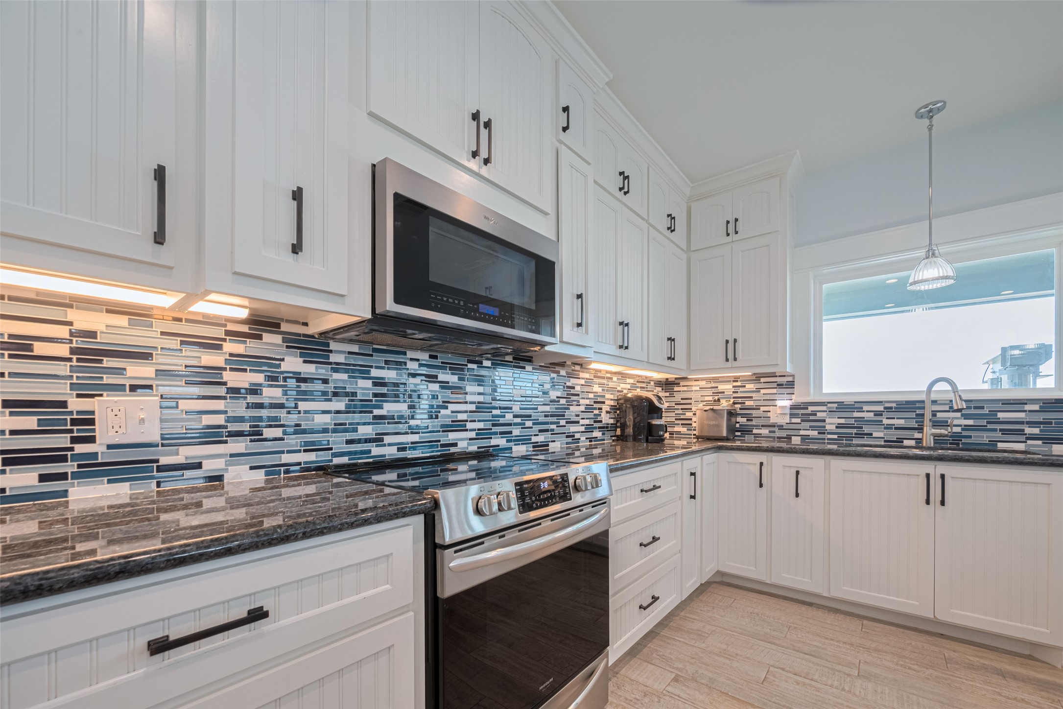 1126 Island Boulevard Property Photo 13
