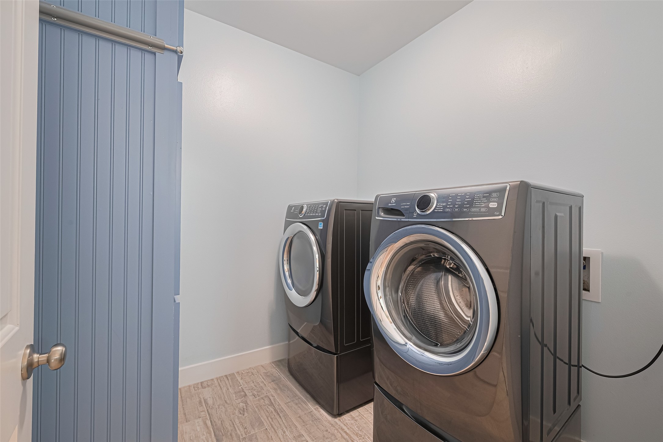 1126 Island Boulevard Property Photo 20