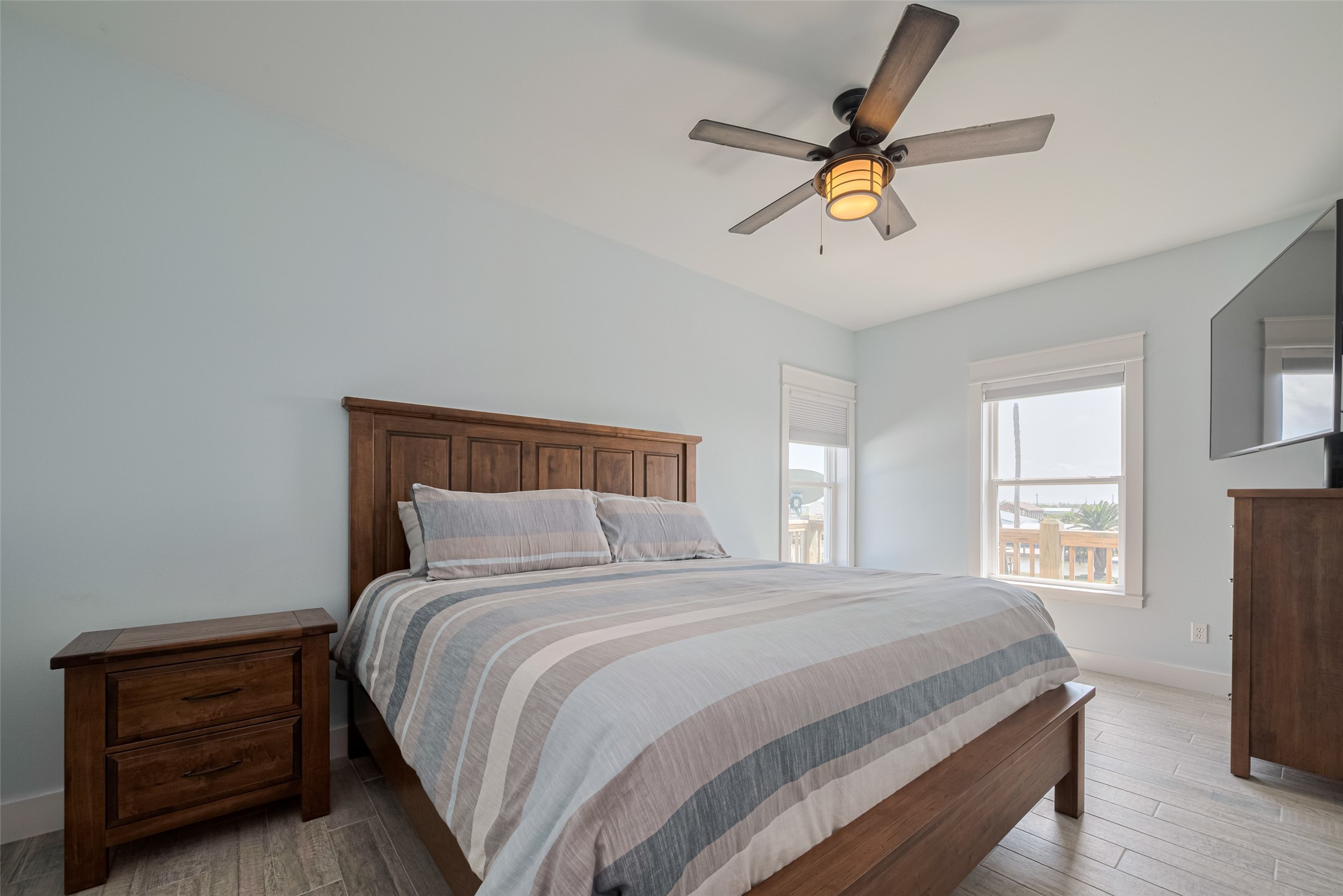 1126 Island Boulevard Property Photo 21
