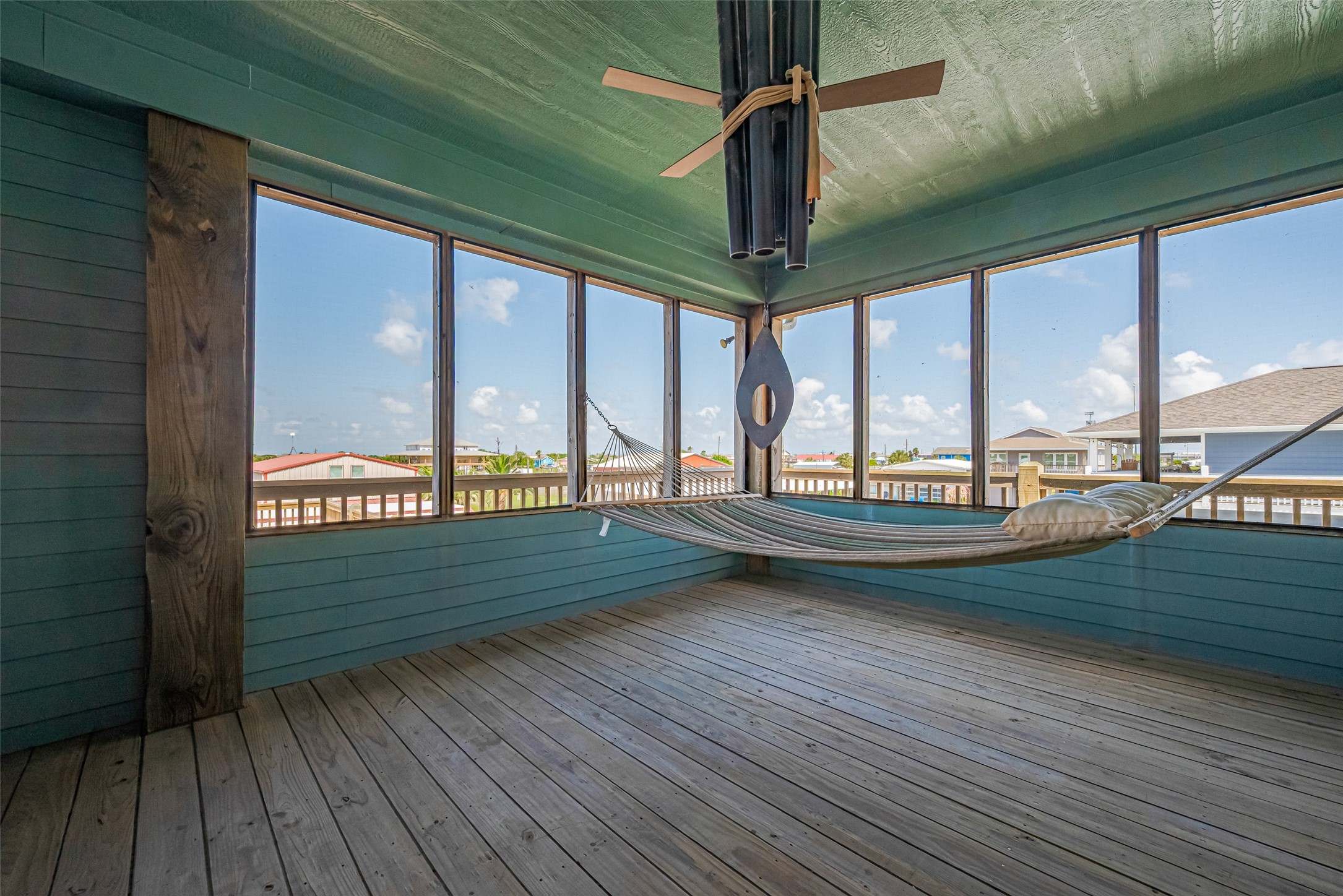 1126 Island Boulevard Property Photo 27