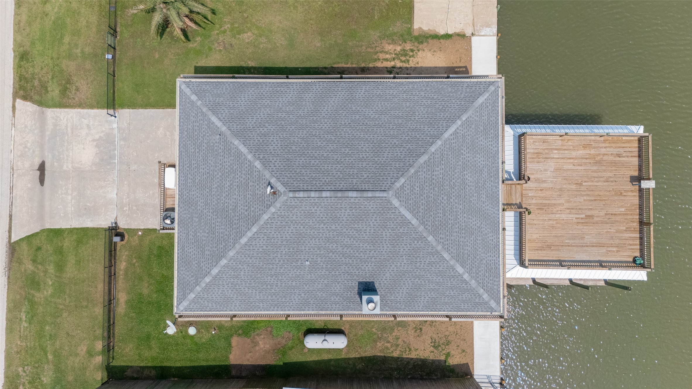 1126 Island Boulevard Property Photo 48