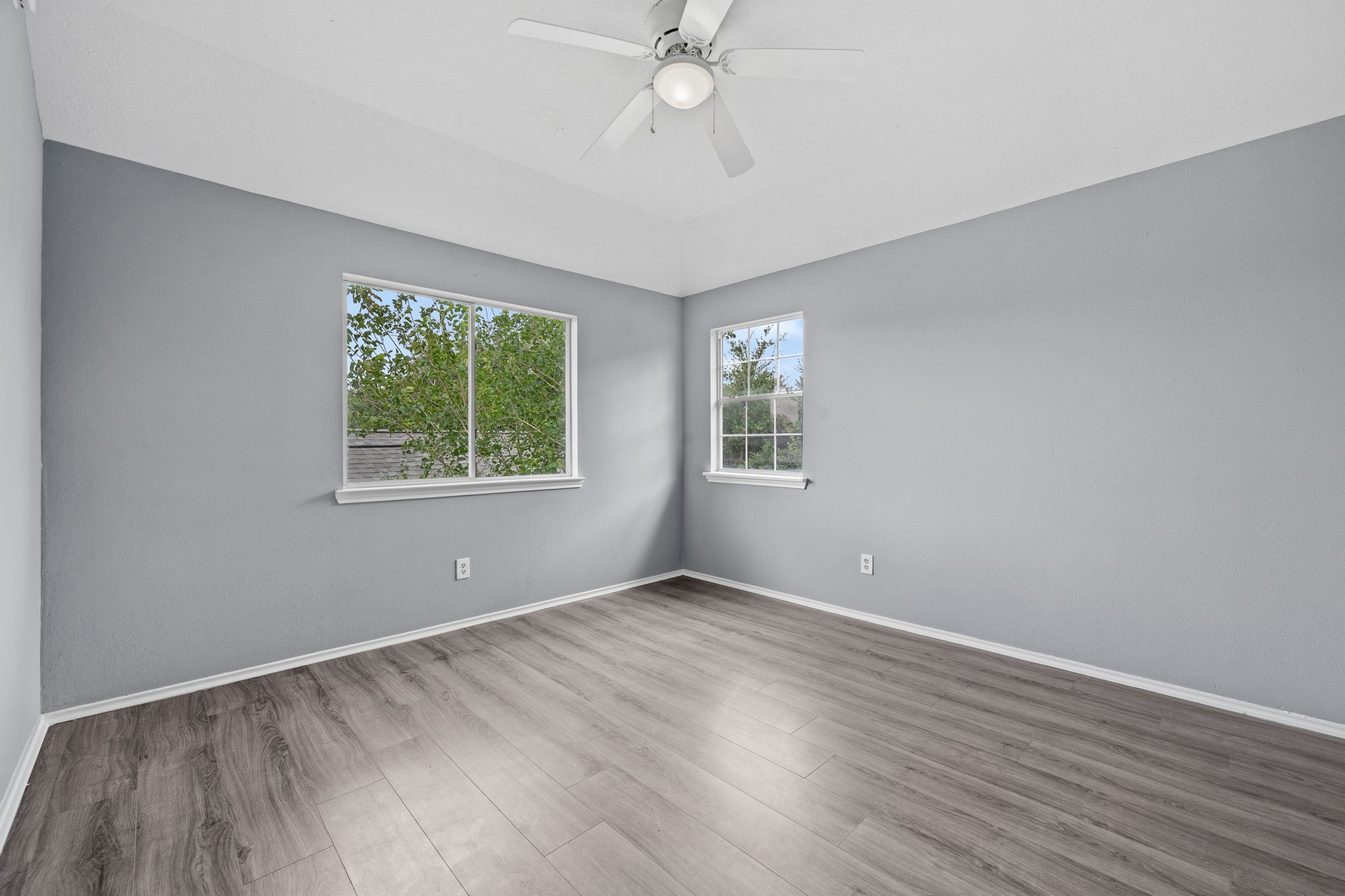 9006 Blue Cedar Lane Property Photo 17