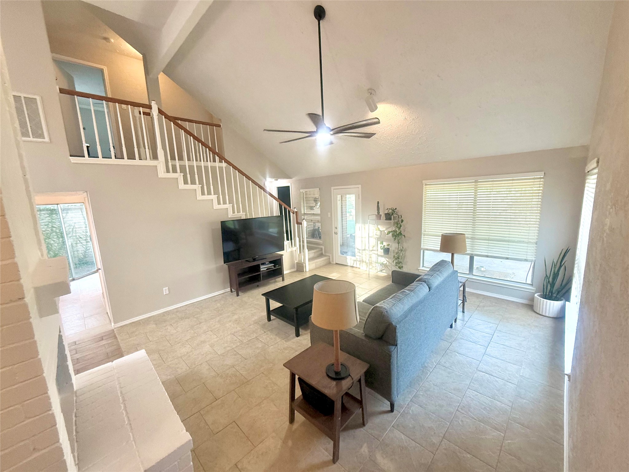 2103 Creekshire Drive Property Photo 5
