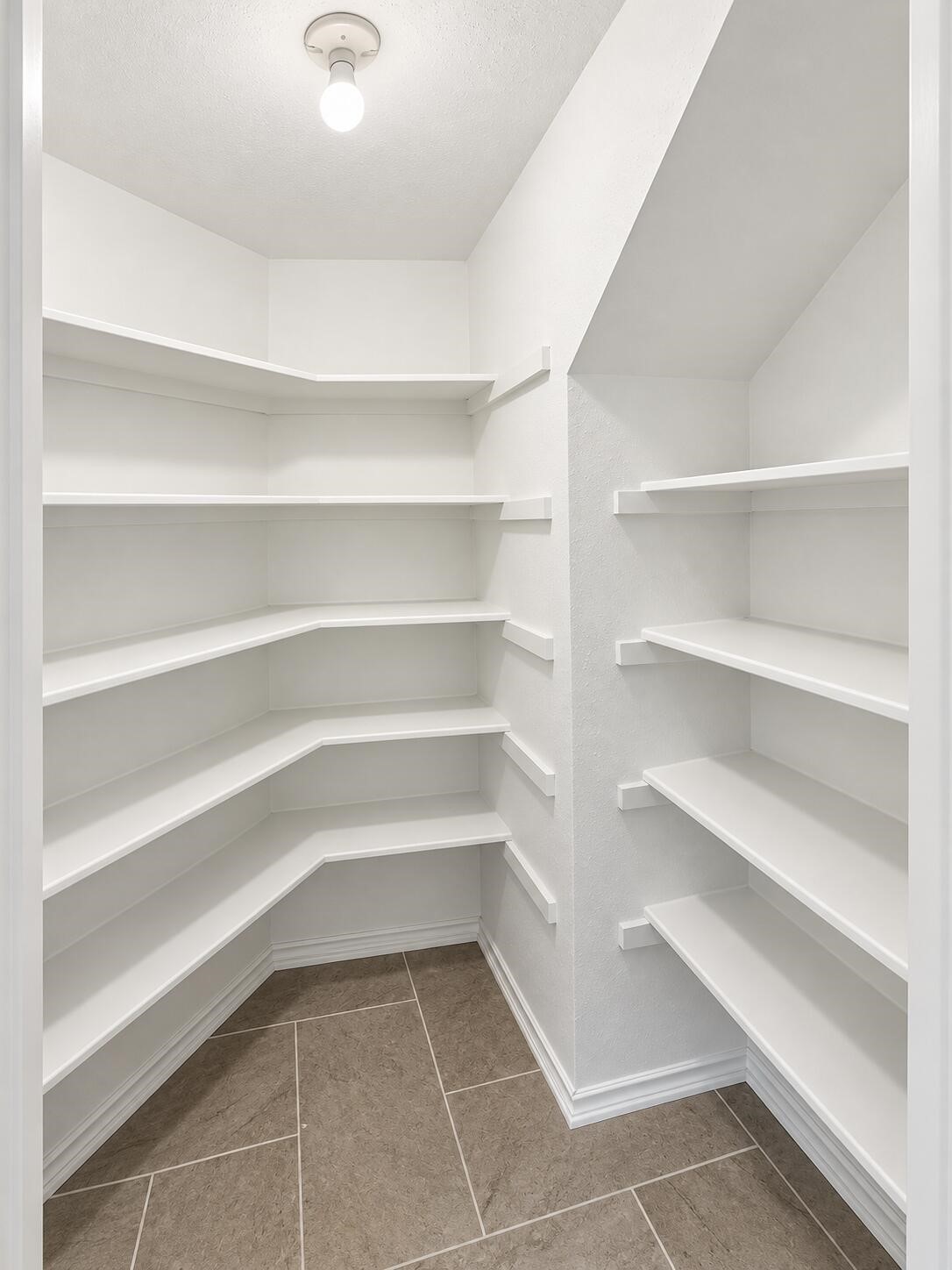 2103 Creekshire Drive Property Photo 17