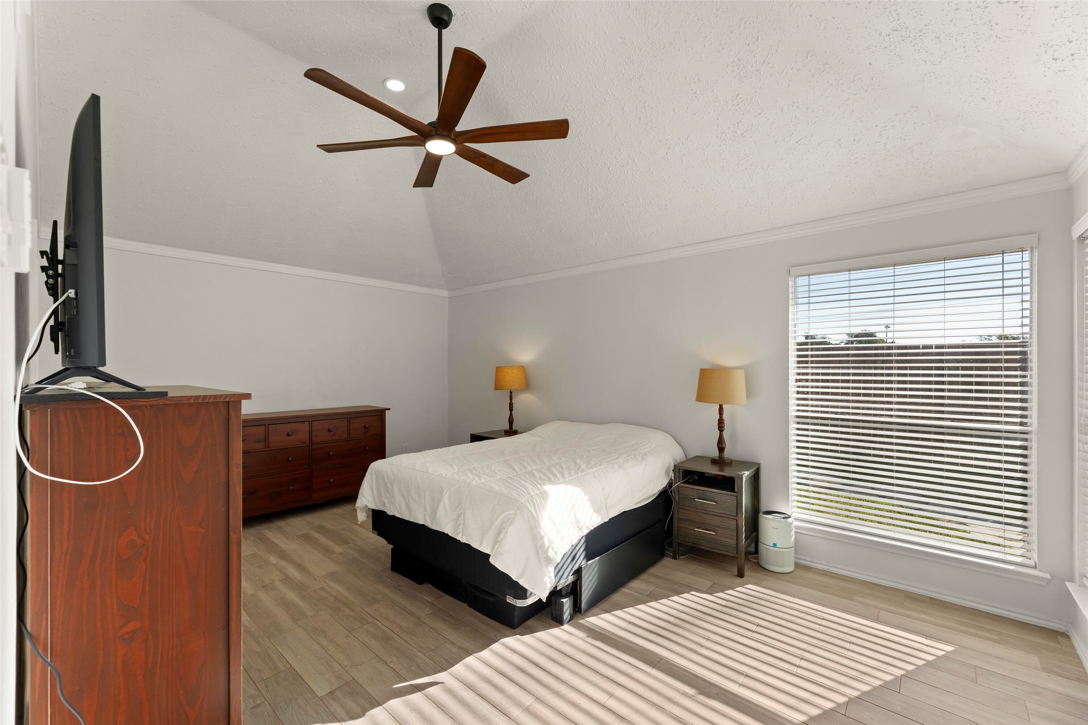 2103 Creekshire Drive Property Photo 20