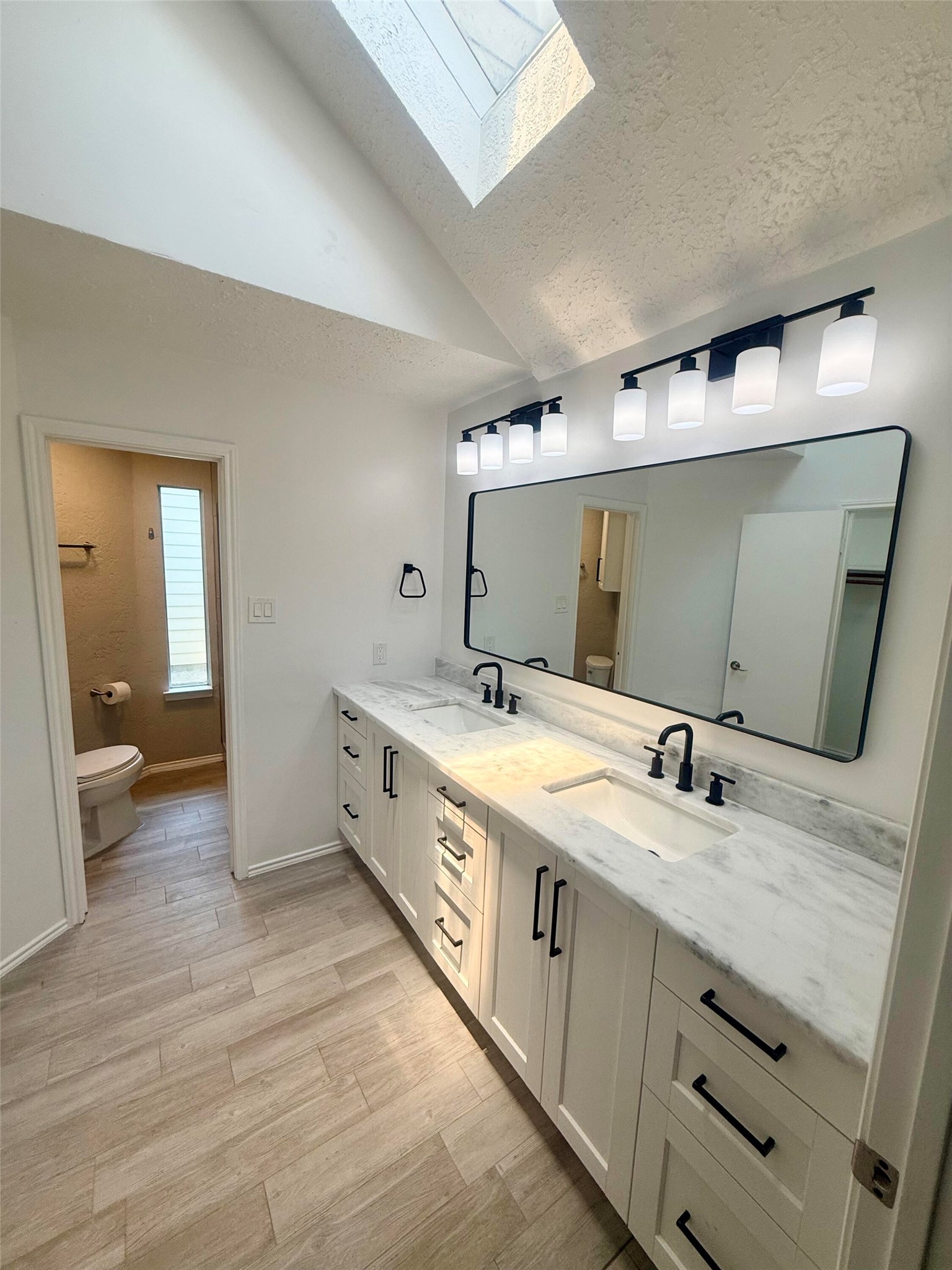 2103 Creekshire Drive Property Photo 21