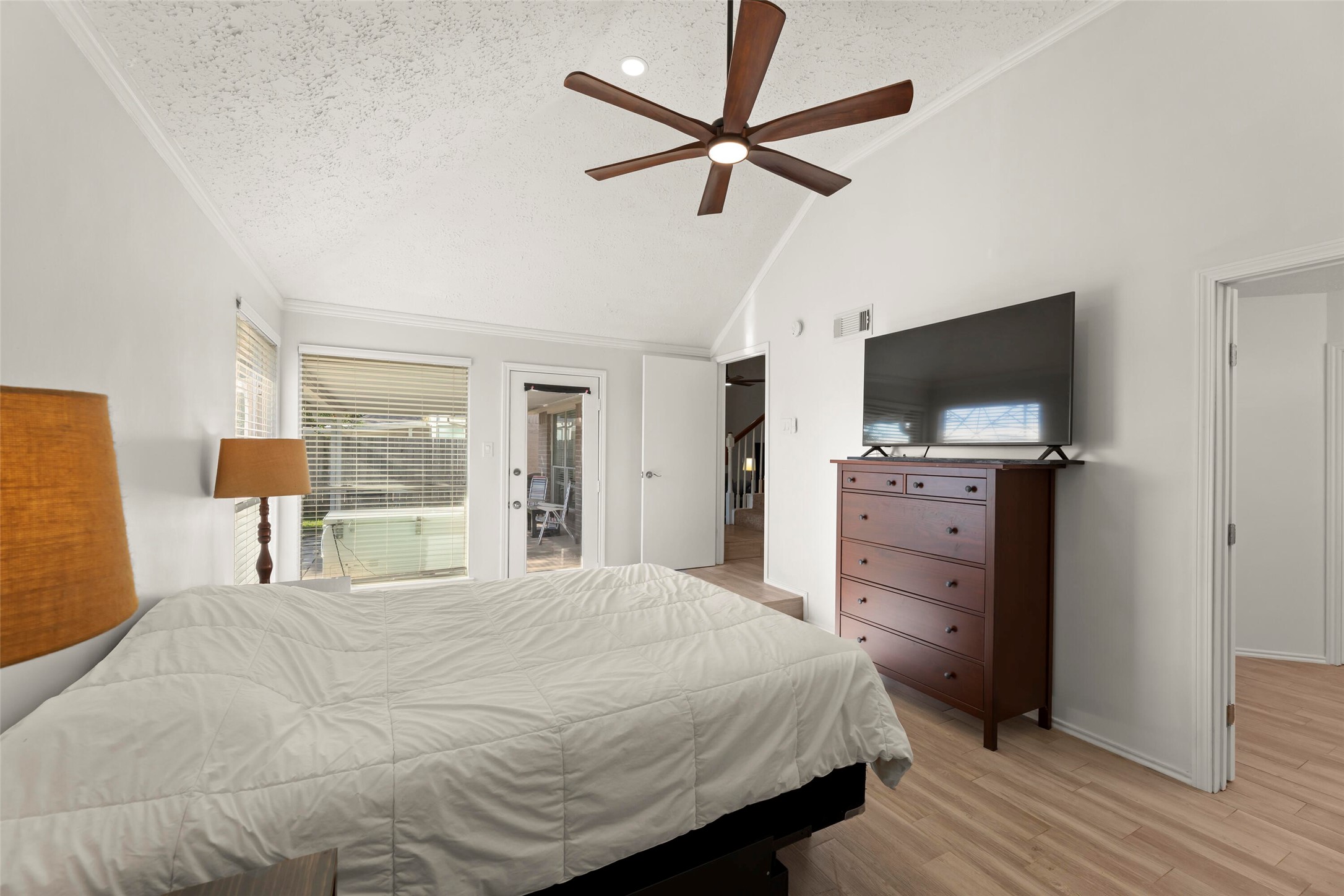 2103 Creekshire Drive Property Photo 22