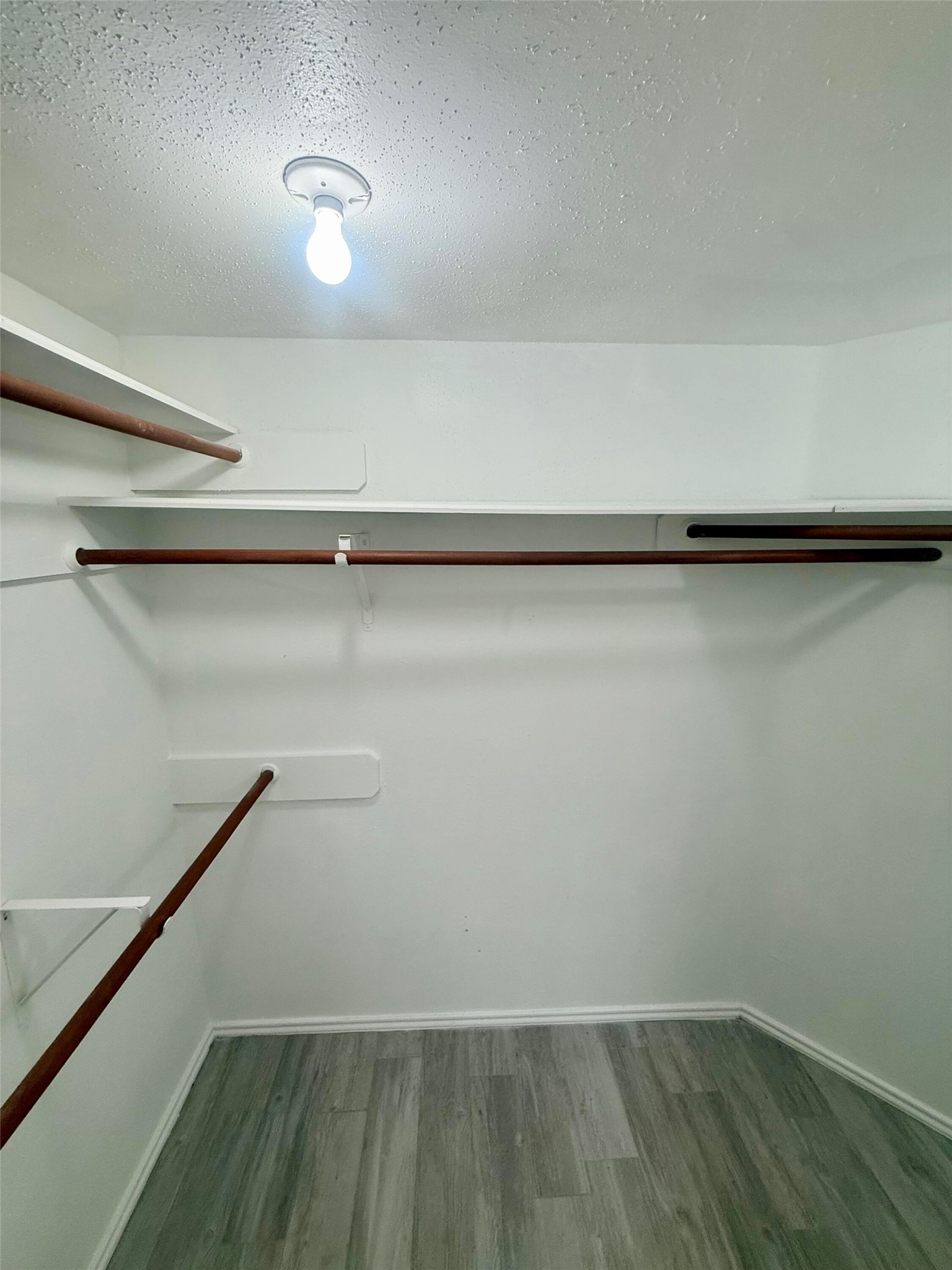 2103 Creekshire Drive Property Photo 24