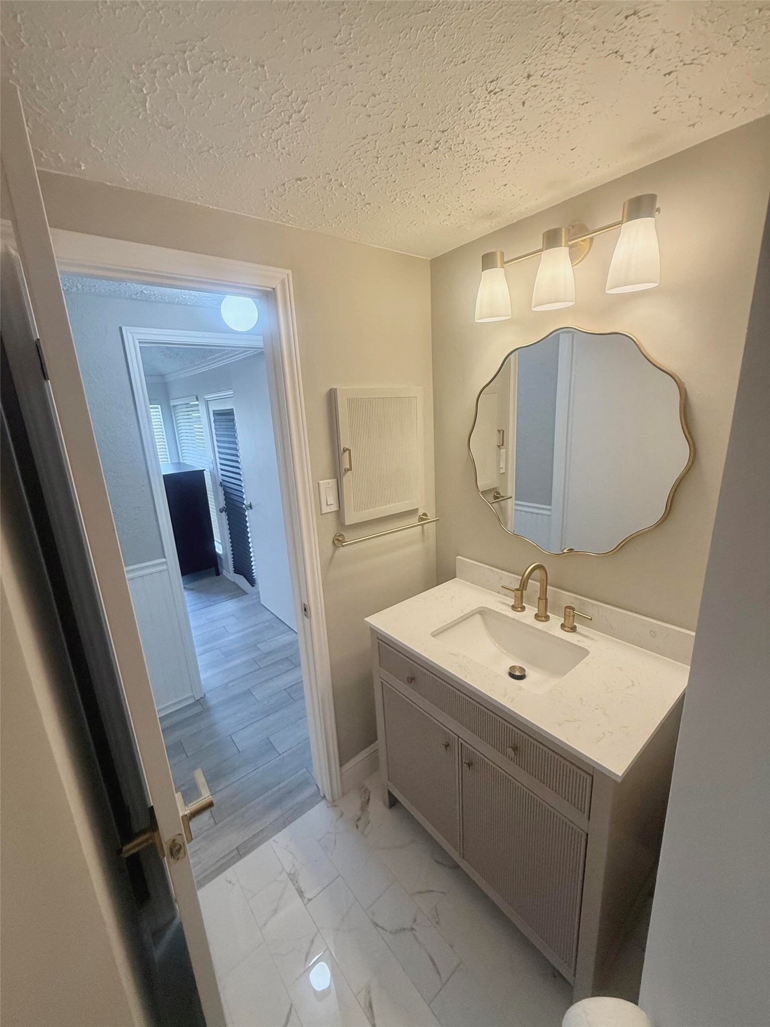 2103 Creekshire Drive Property Photo 27
