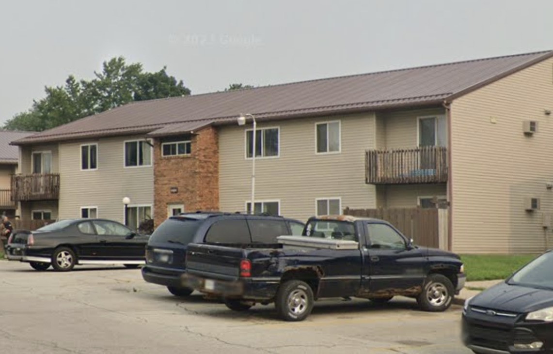 10 E Park Terrace Boulevard Property Photo 1