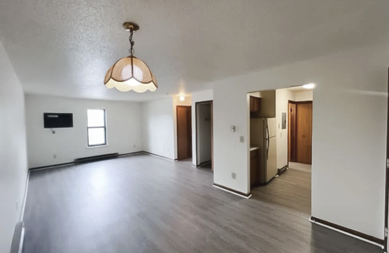 10 E Park Terrace Boulevard Property Photo 5
