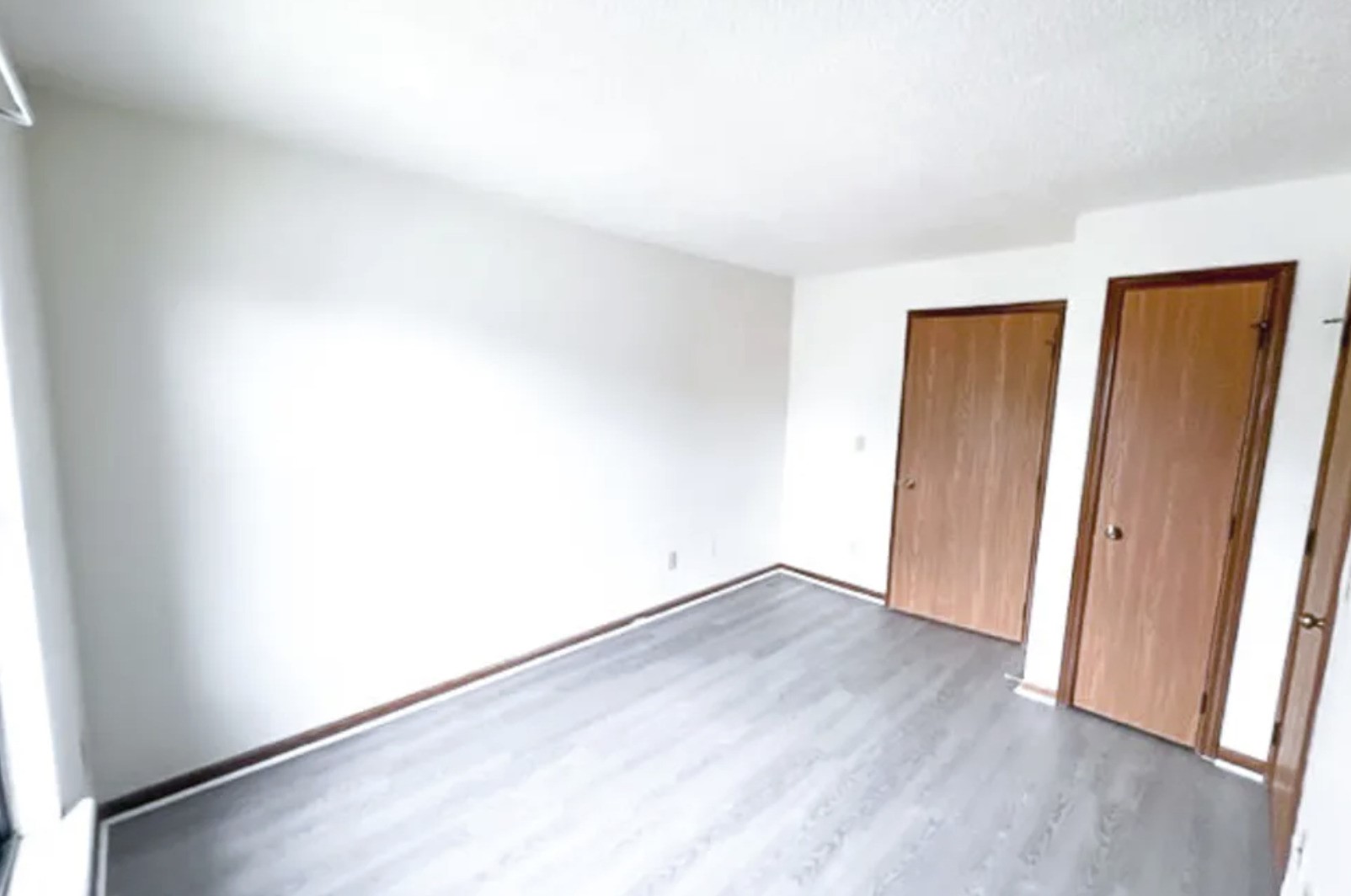 10 E Park Terrace Boulevard Property Photo 8