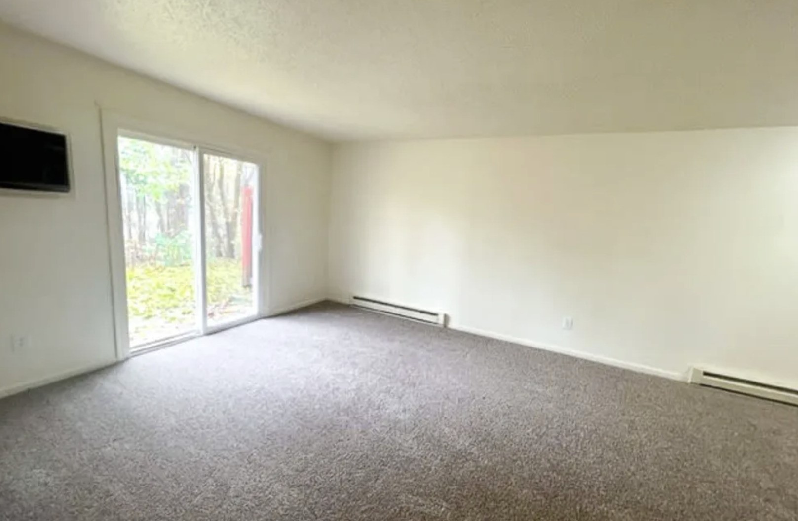 10 E Park Terrace Boulevard Property Photo 9