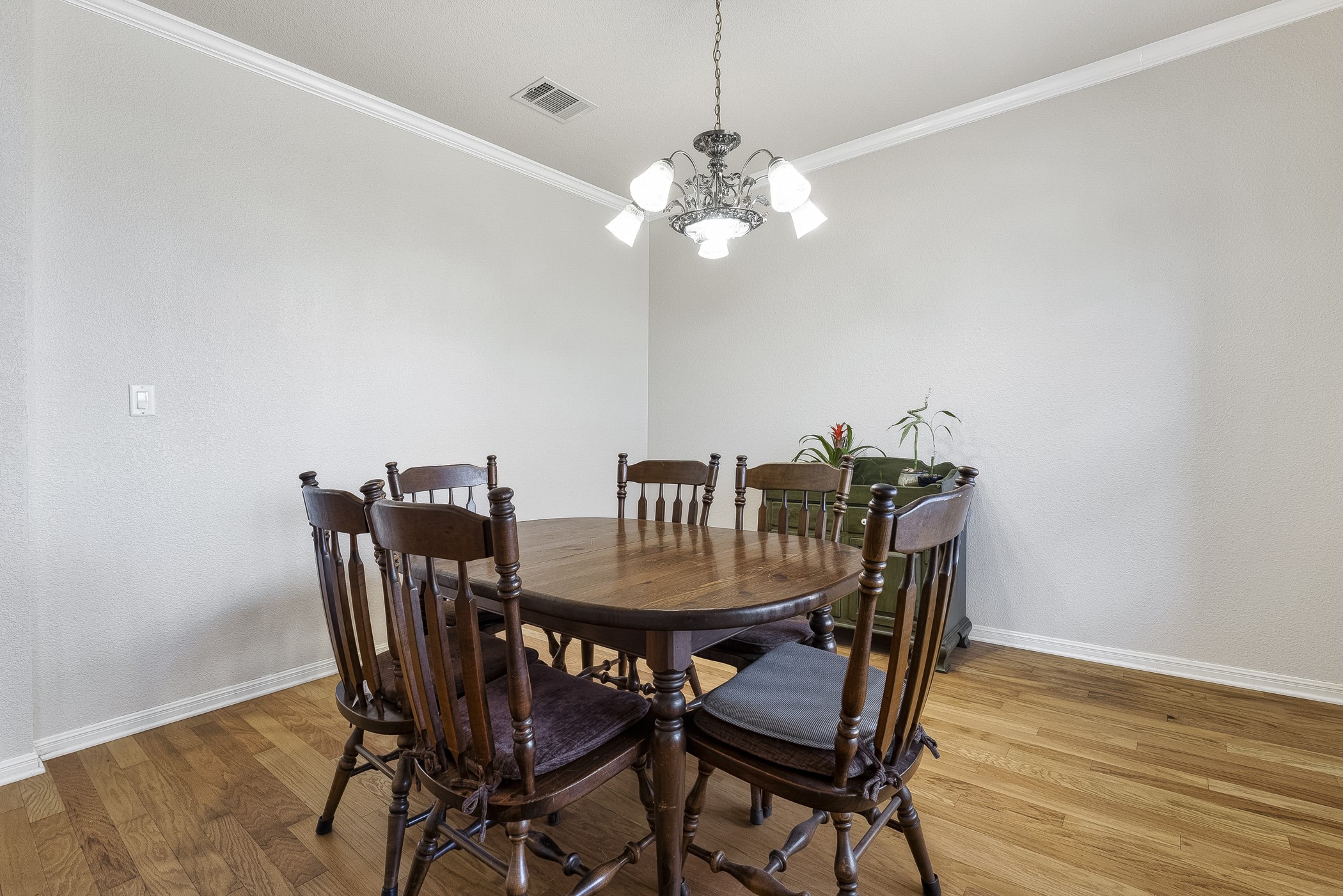 202 The Oaks Boulevard N Property Photo 17