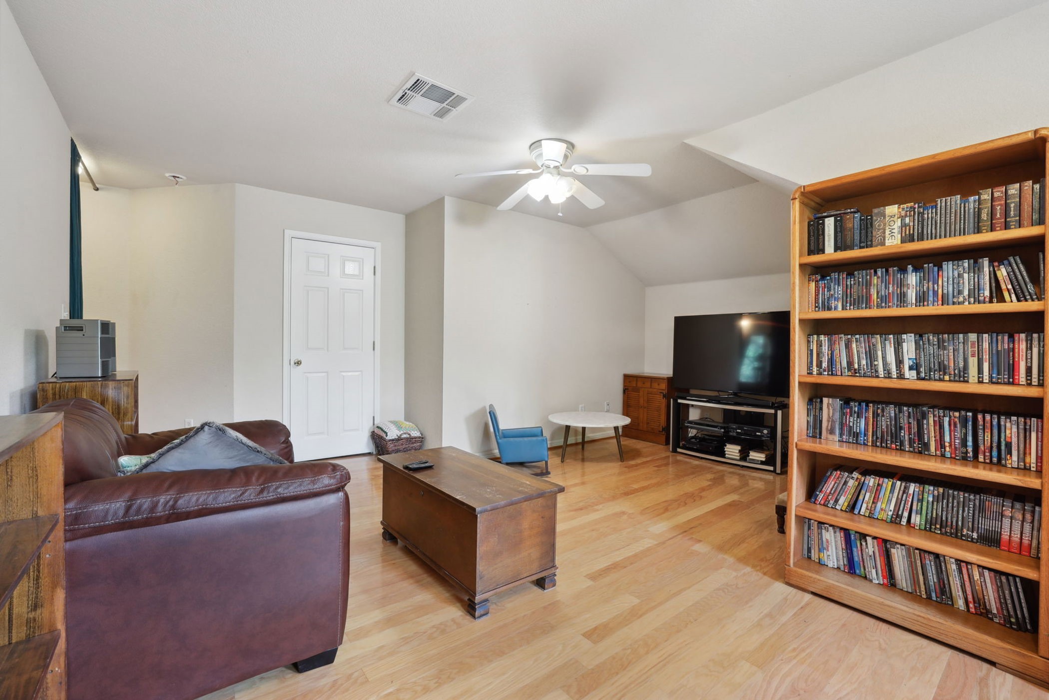 202 The Oaks Boulevard N Property Photo 27