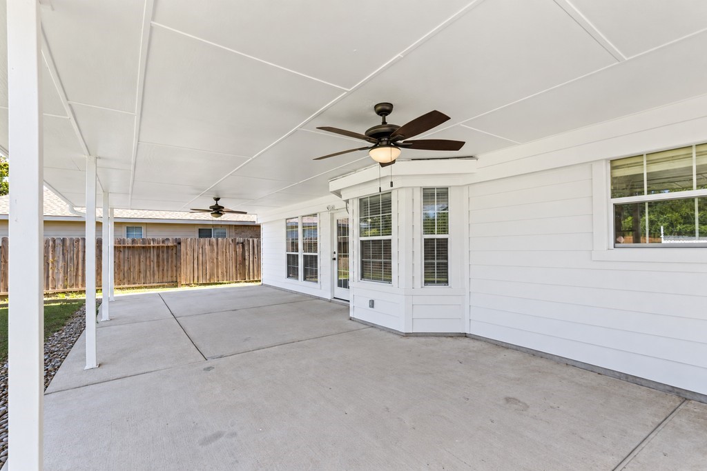19327 Cloud Peak Drive Property Photo 31