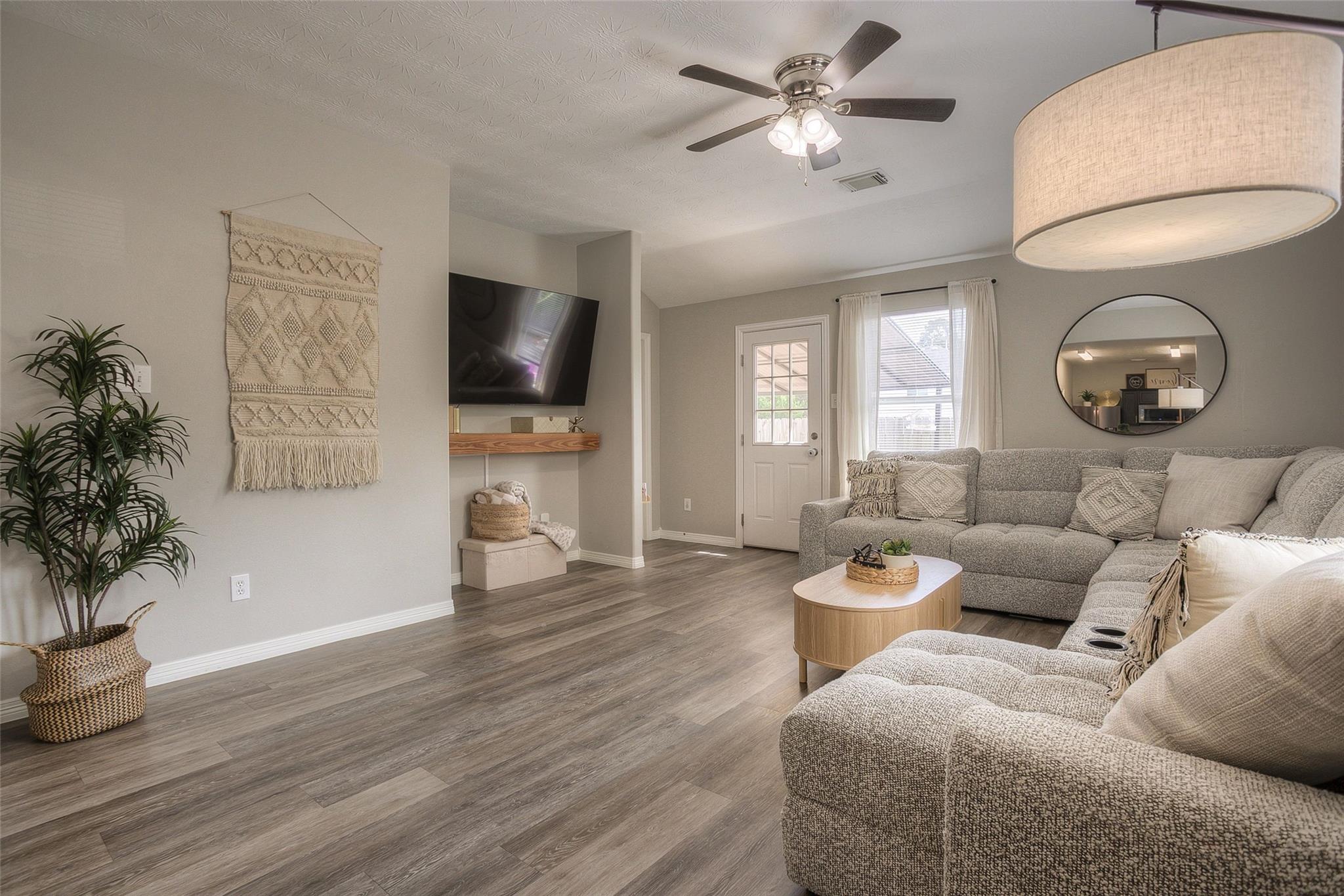5049 Willow Point Drive, Conroe Tx 77303 Property Photo 10