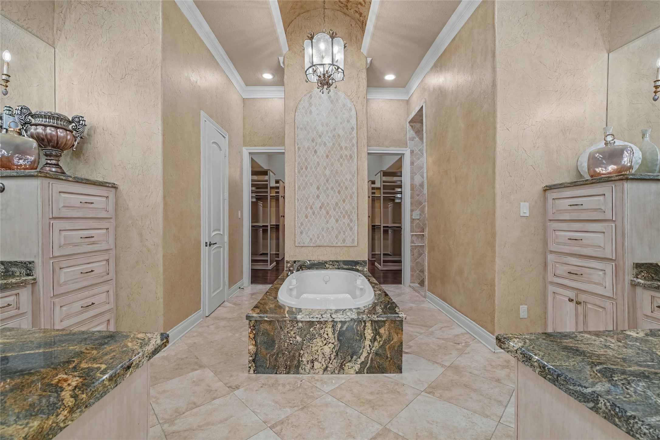 15611 Oyster Cove Drive Property Photo 10