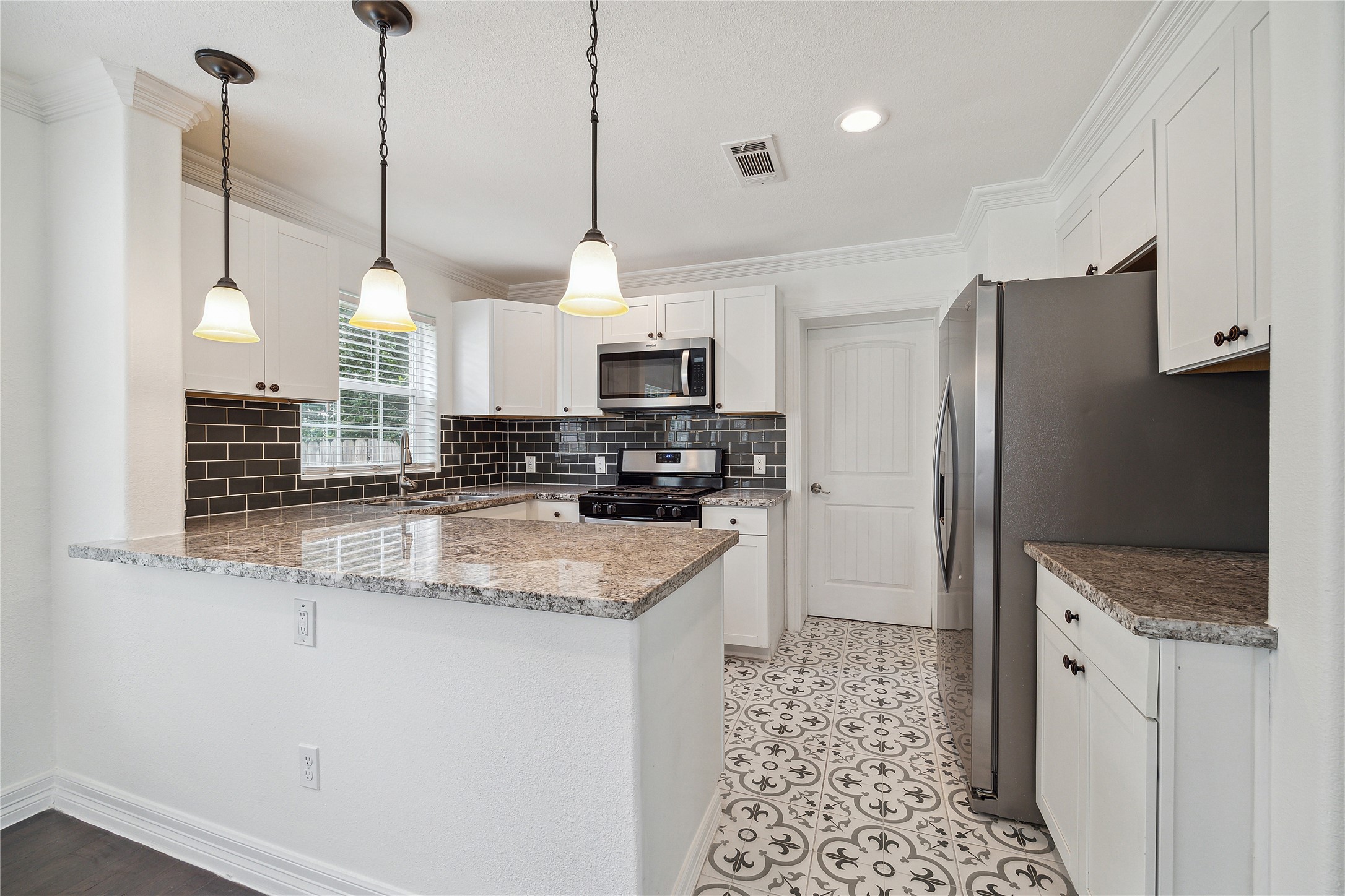 1301 Pearson Street Property Photo 5