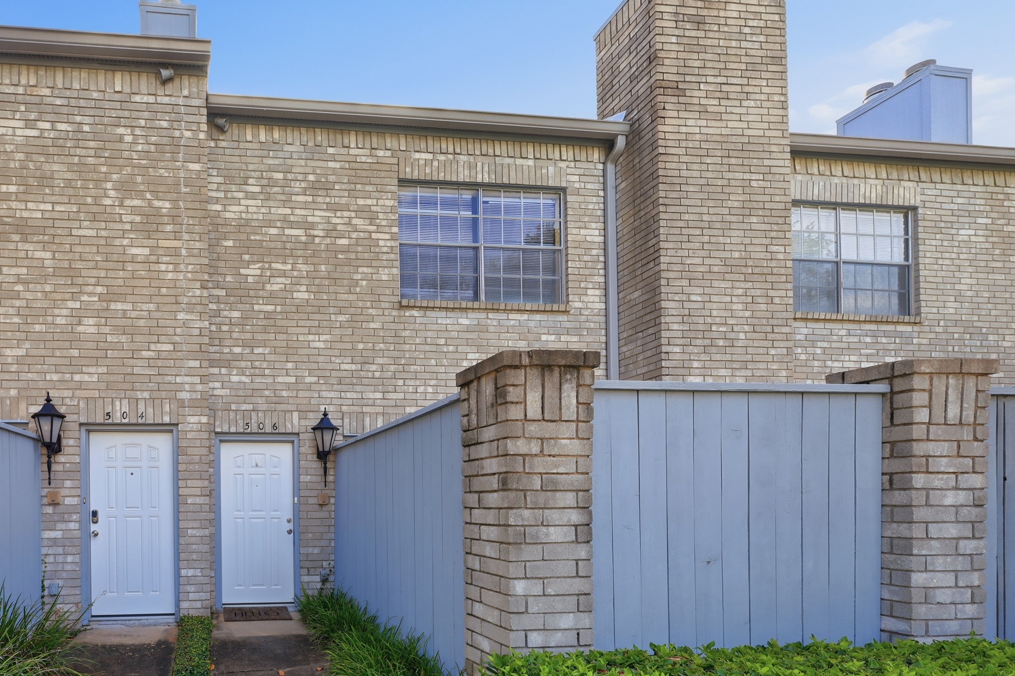 506 Wilcrest Drive 506 Property Photo 1