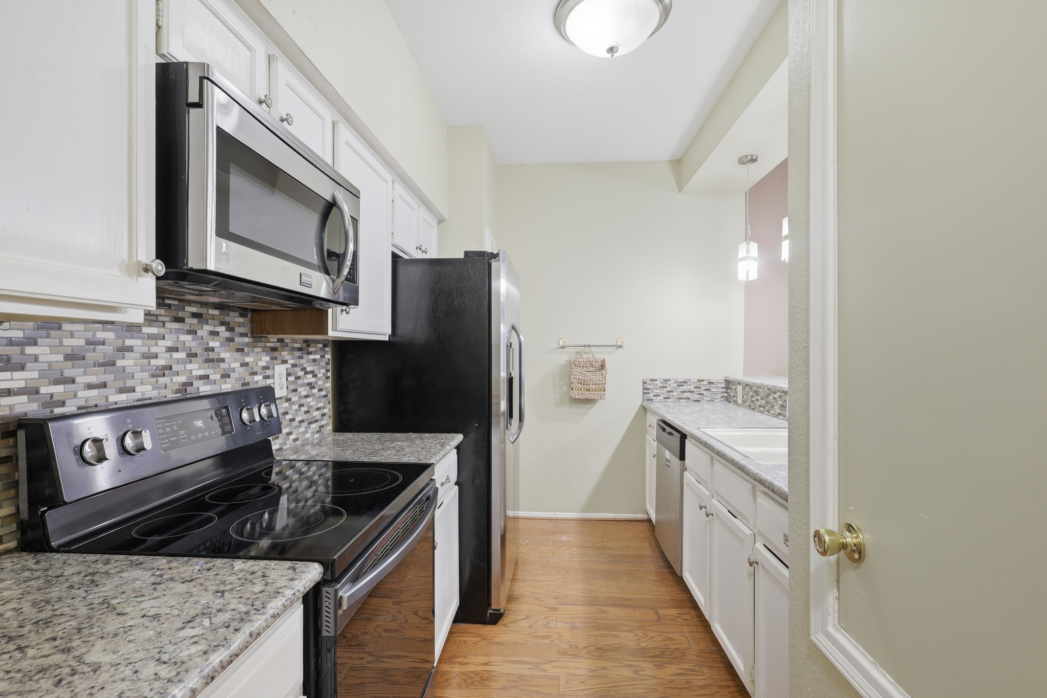 506 Wilcrest Drive 506 Property Photo 6