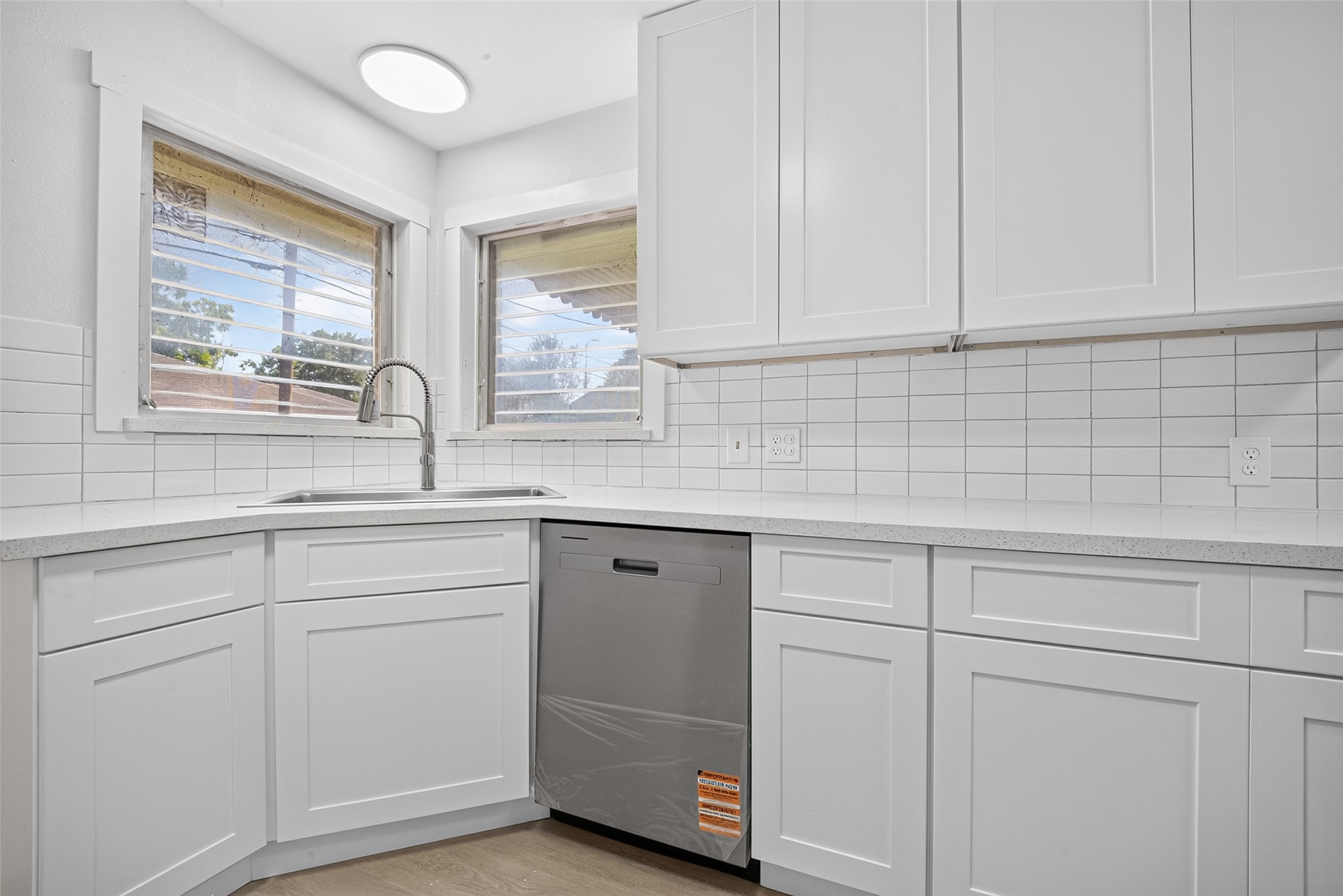 6131 Birdwood Road Property Photo 7