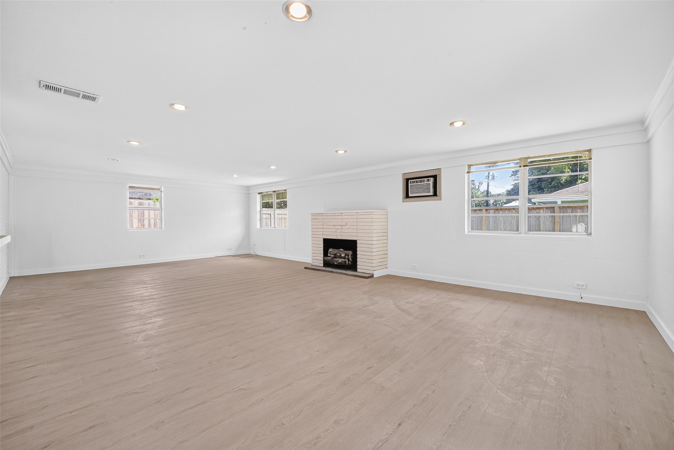 6131 Birdwood Road Property Photo 8
