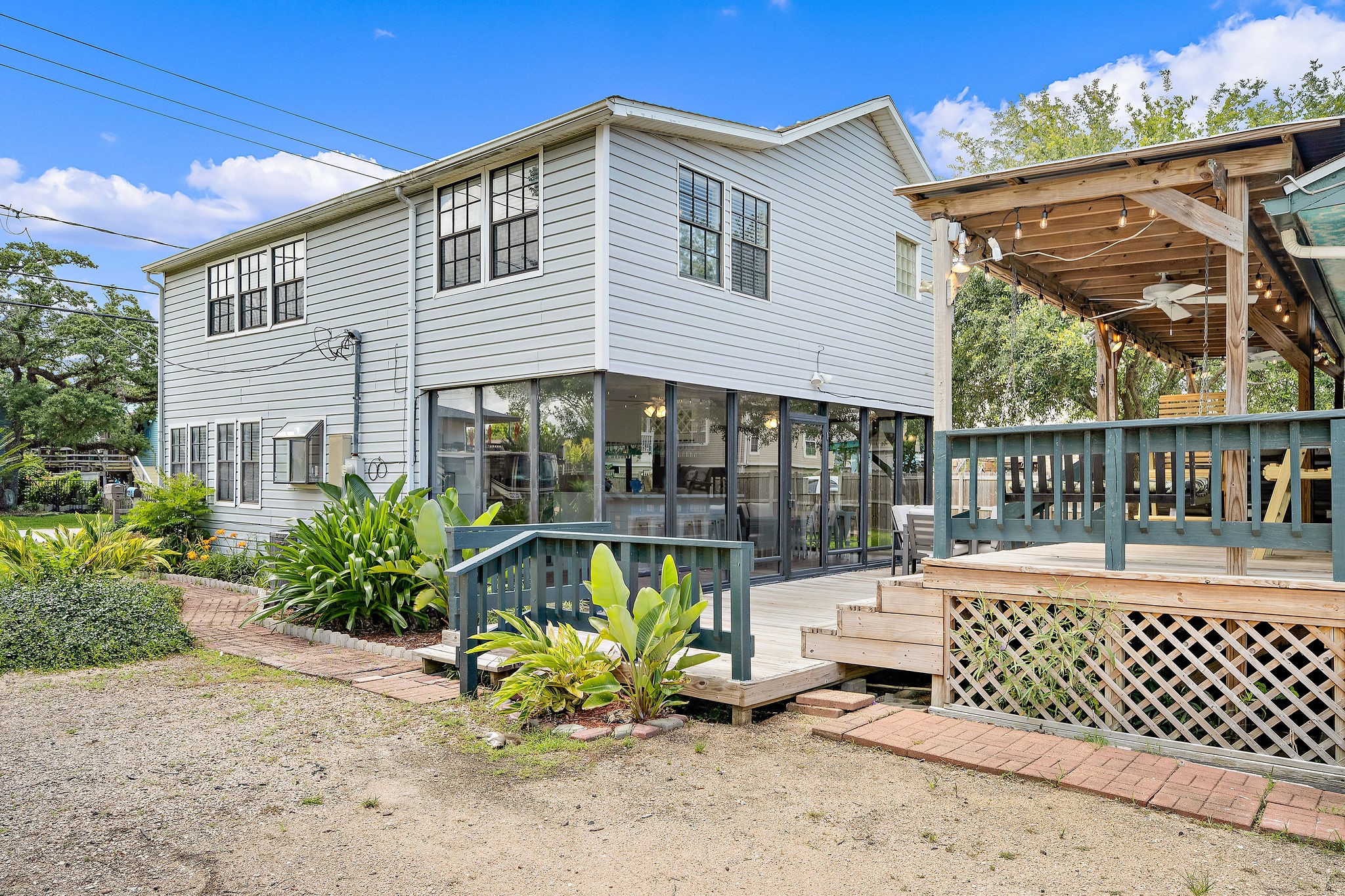 515 Clear Lake Road Property Photo