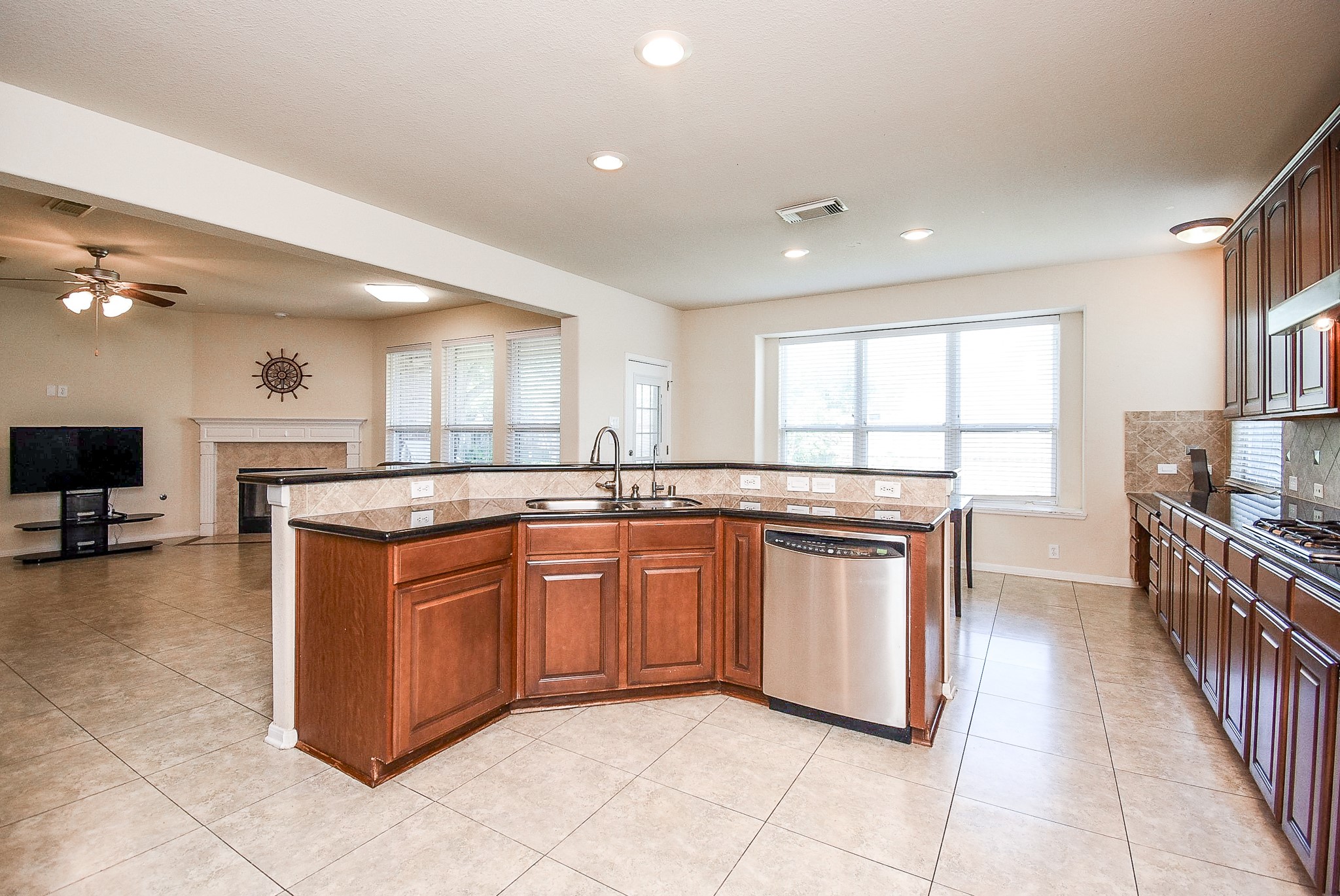 1110 Ancrum Hill Lane Property Photo 5