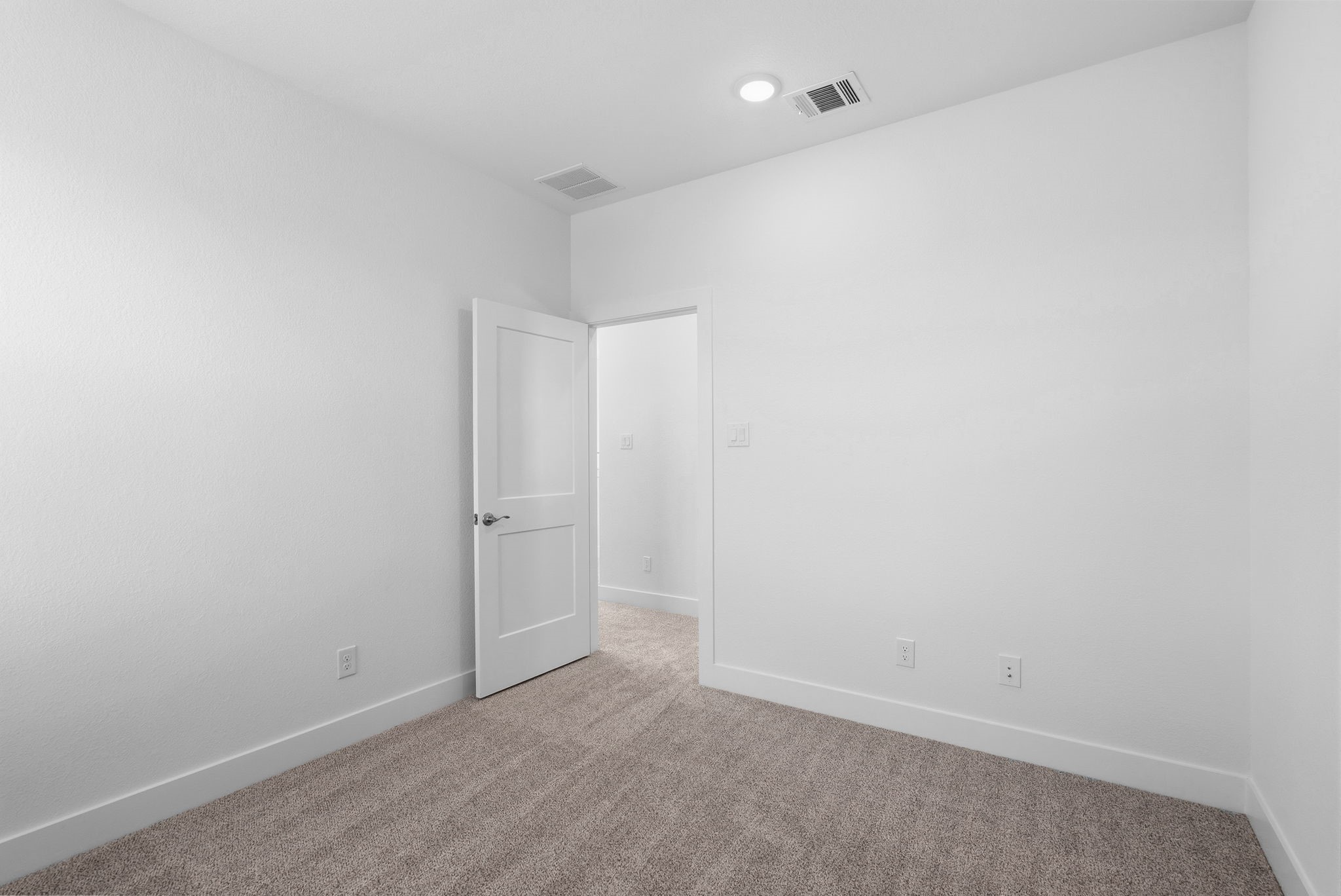 1214 Shaded Rock Drive Property Photo 14