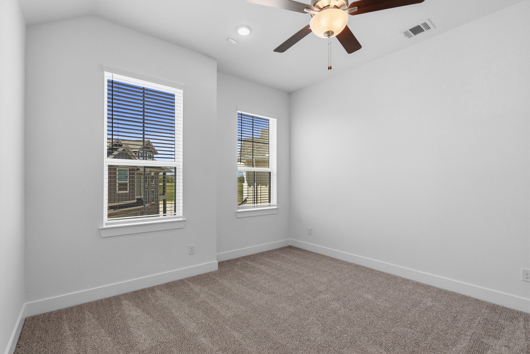 1214 Shaded Rock Drive Property Photo 23