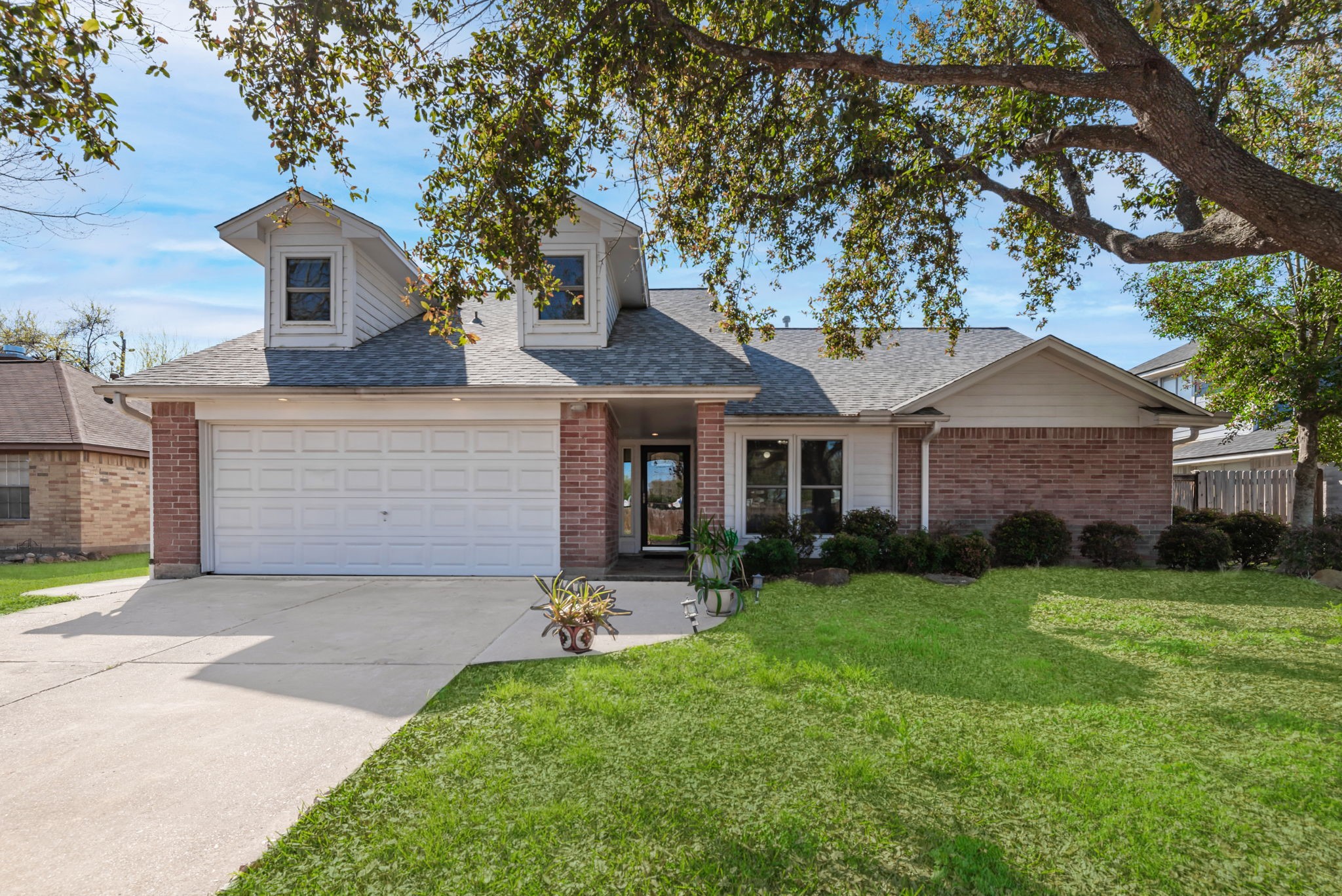 2509 Park Shadow Lane Property Photo